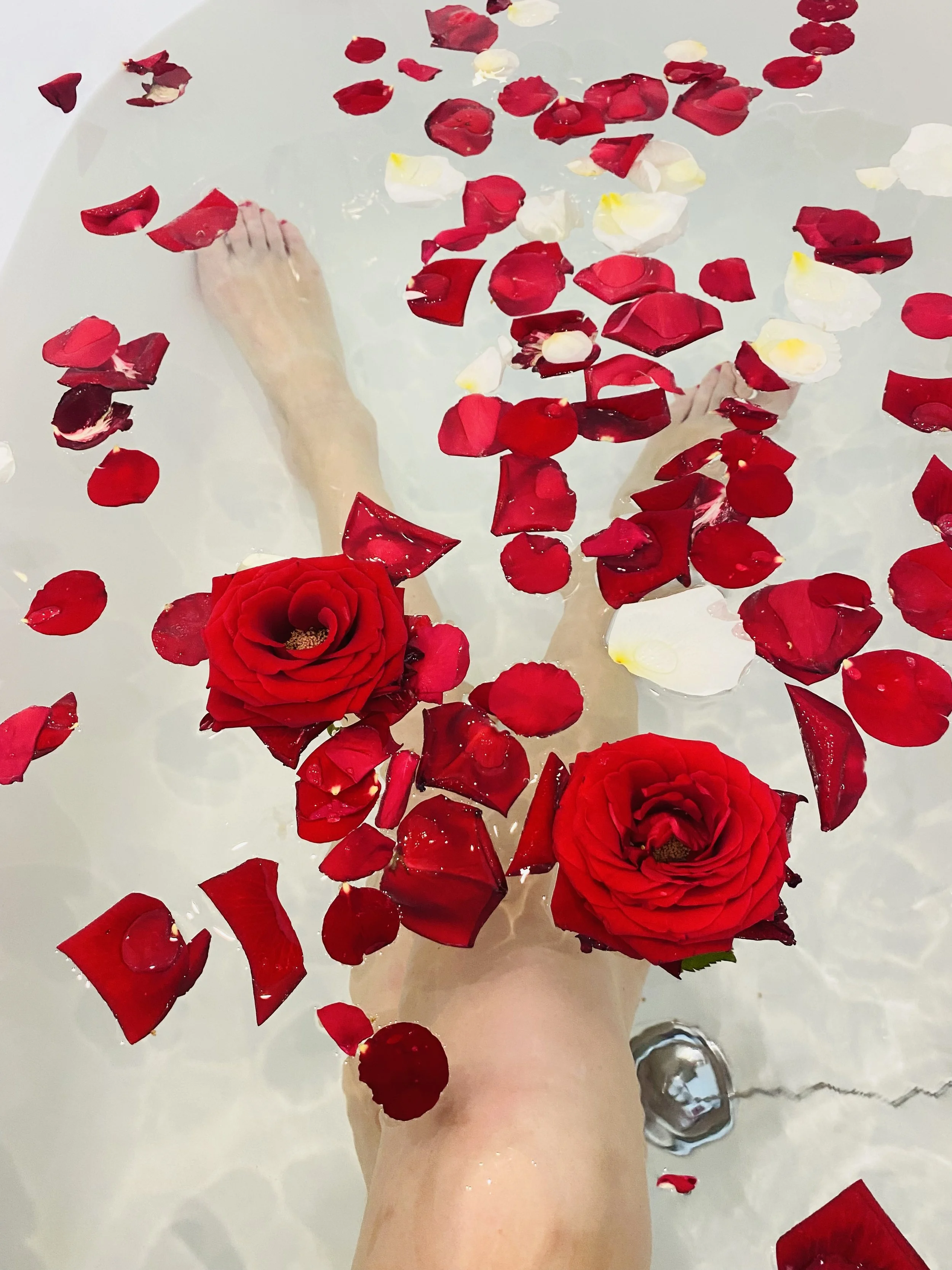 rose petals , water photography ,valentines ,themed photoshoot ,romantic ,valentines photoshoot ,bathtub ,