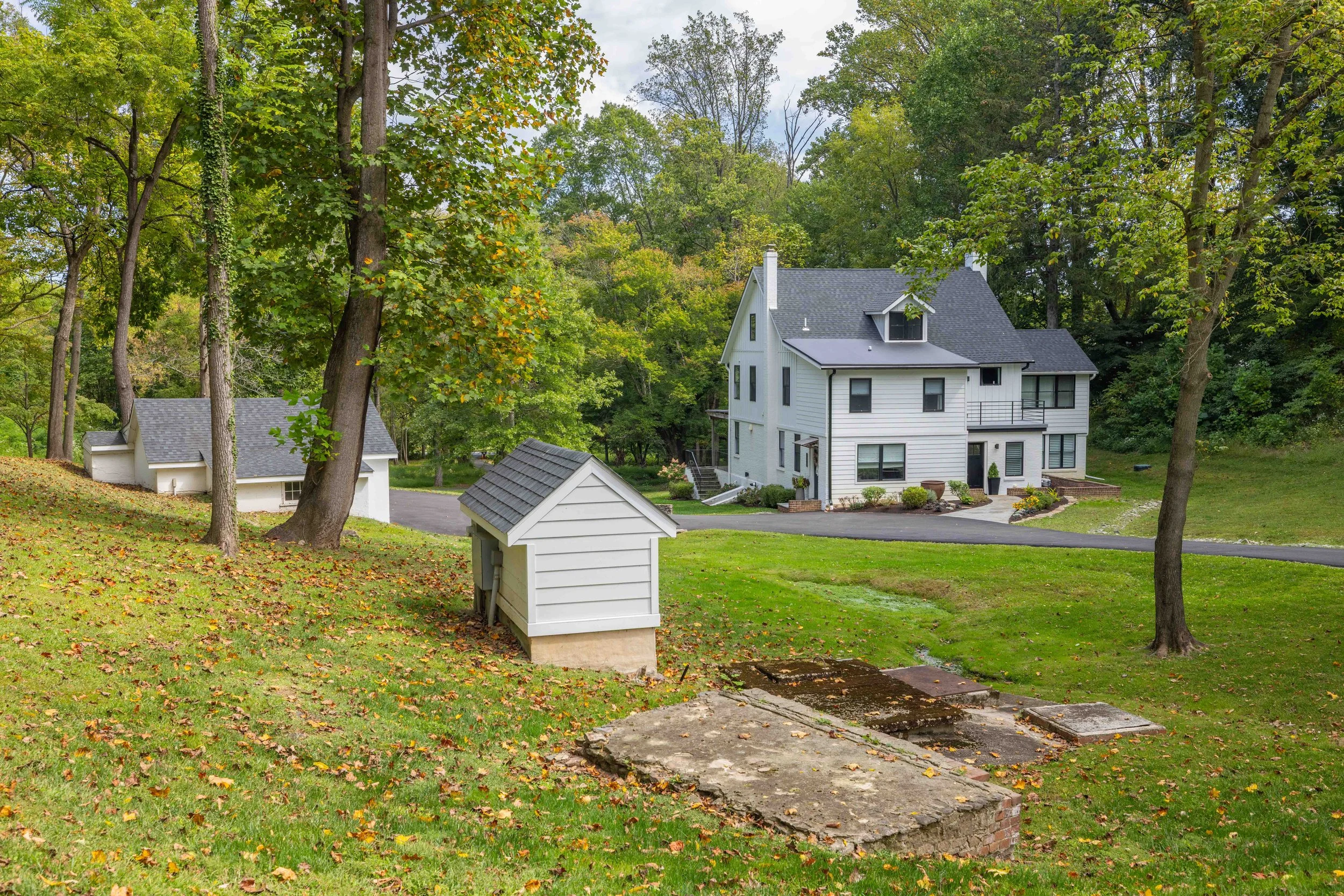 2701MontchaninDr-14.jpg
