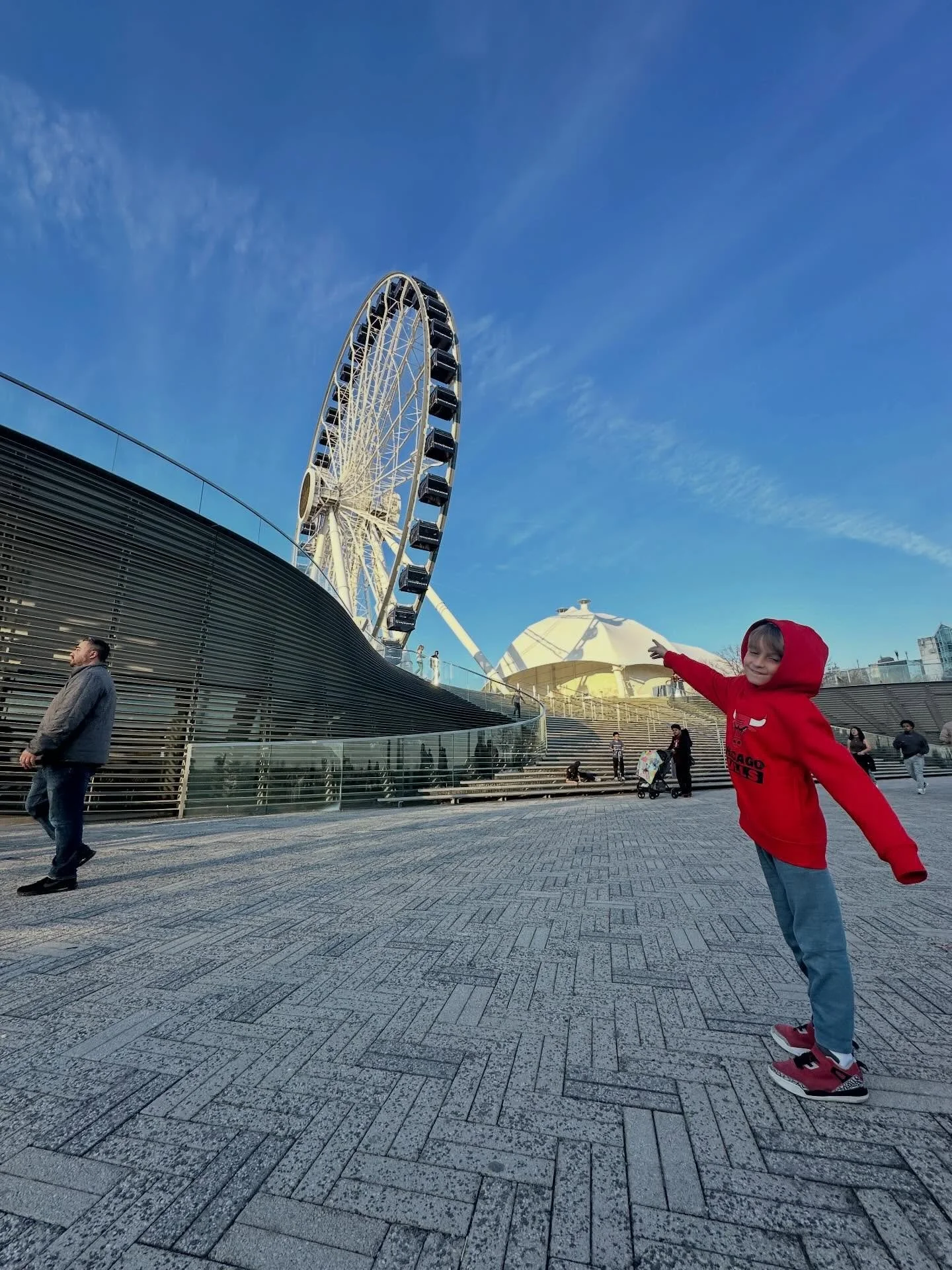 Off season stroll at #navypierchicago