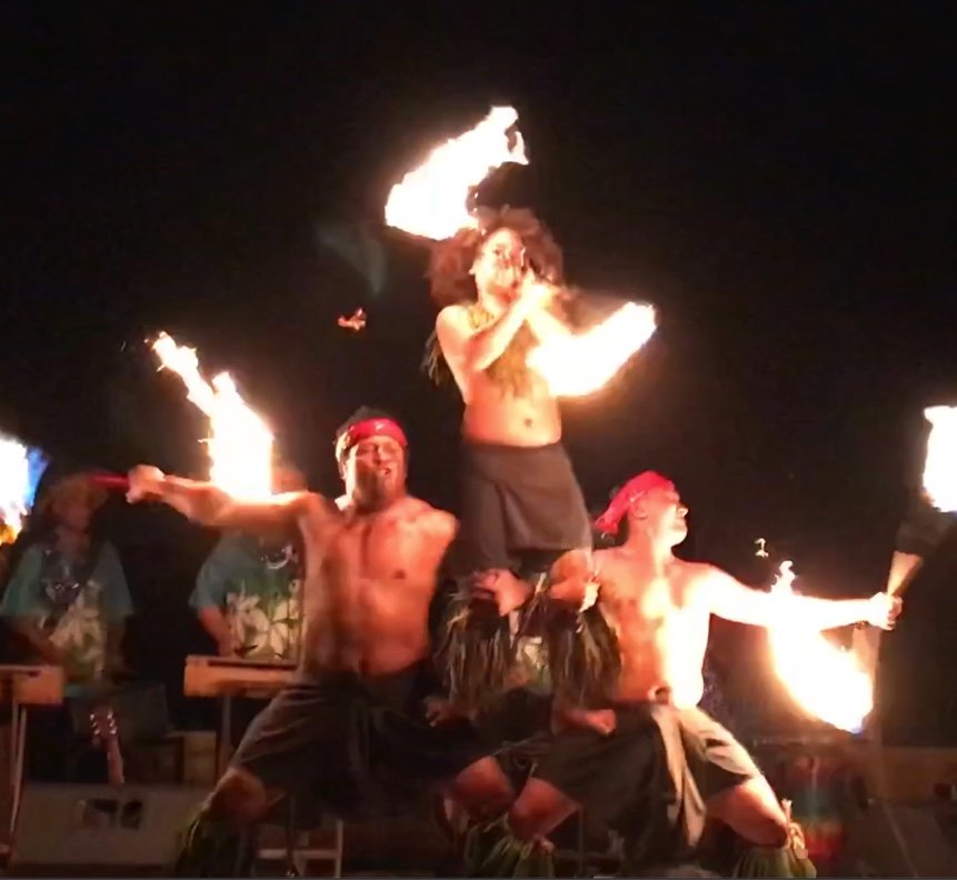 A First-Timer’s Guide to Booking the Perfect Luau in Hawaii