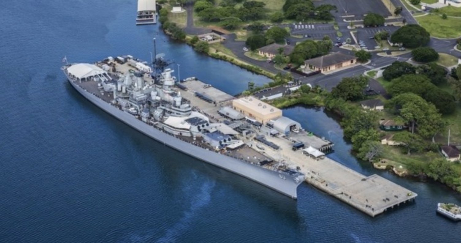 USS MISSOURI BATTLESHIP