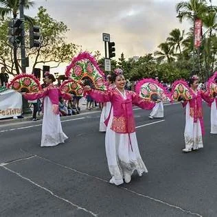 parade in oahu