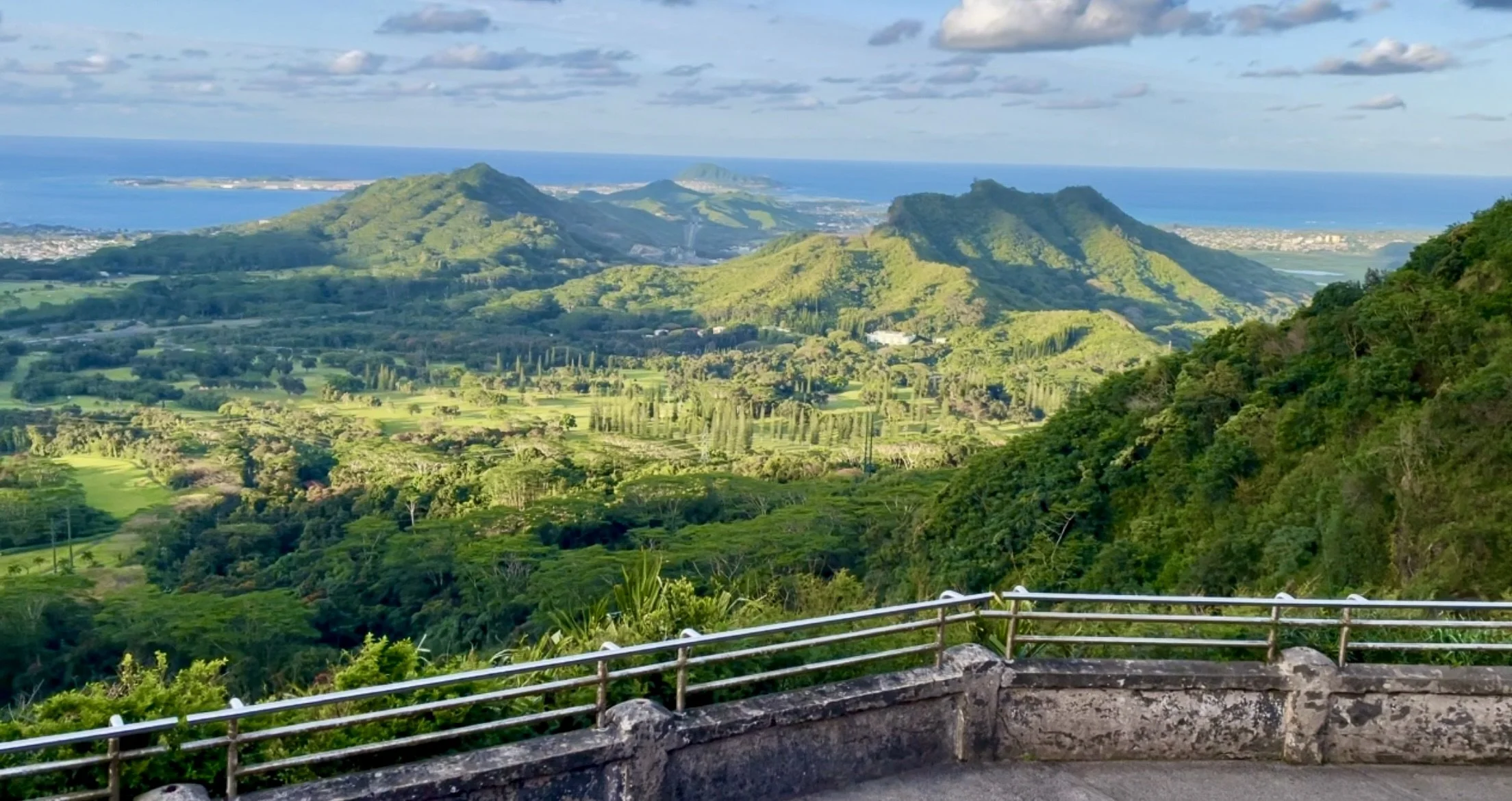 NU'UANU PALI LOOKOUT