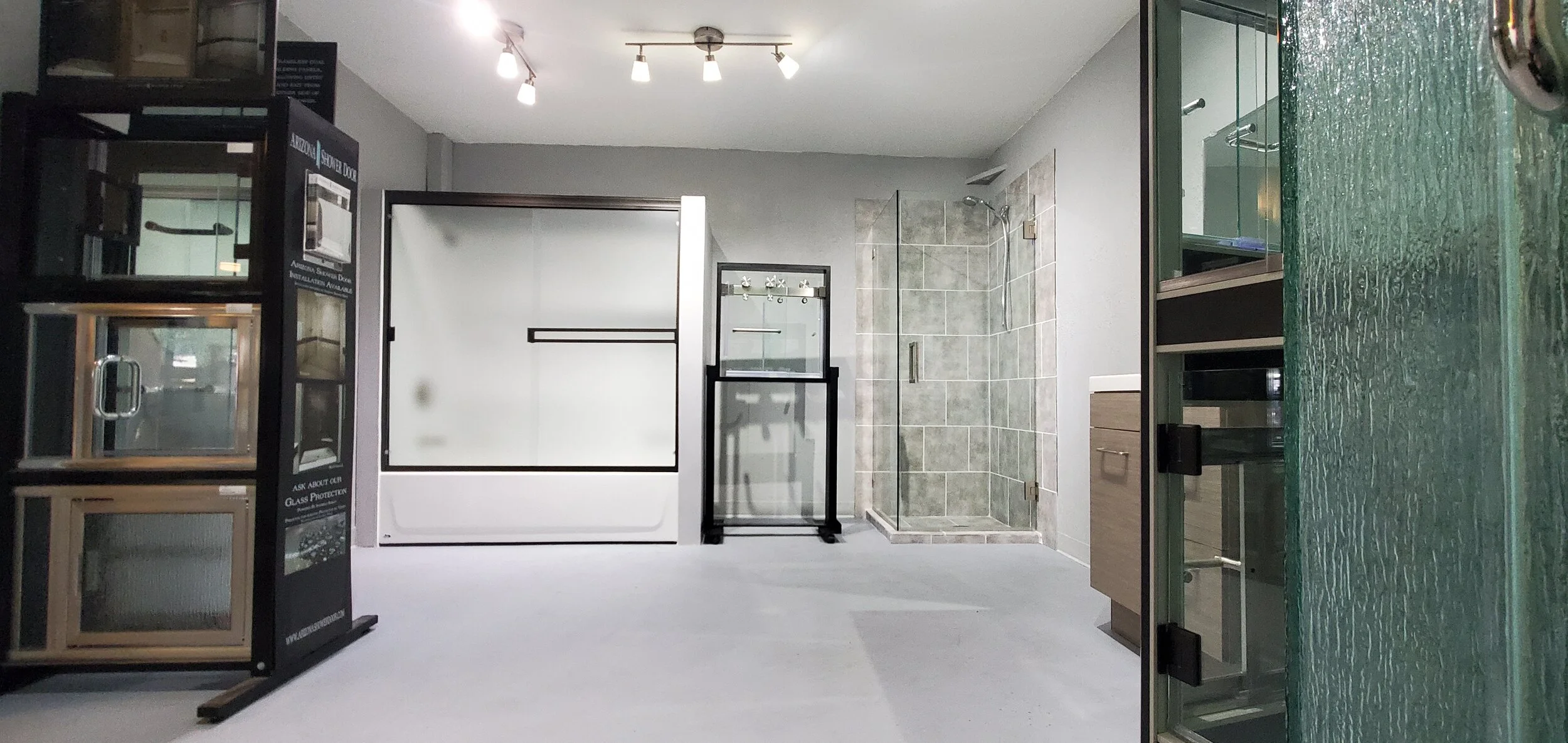 Showroom 2.jpg
