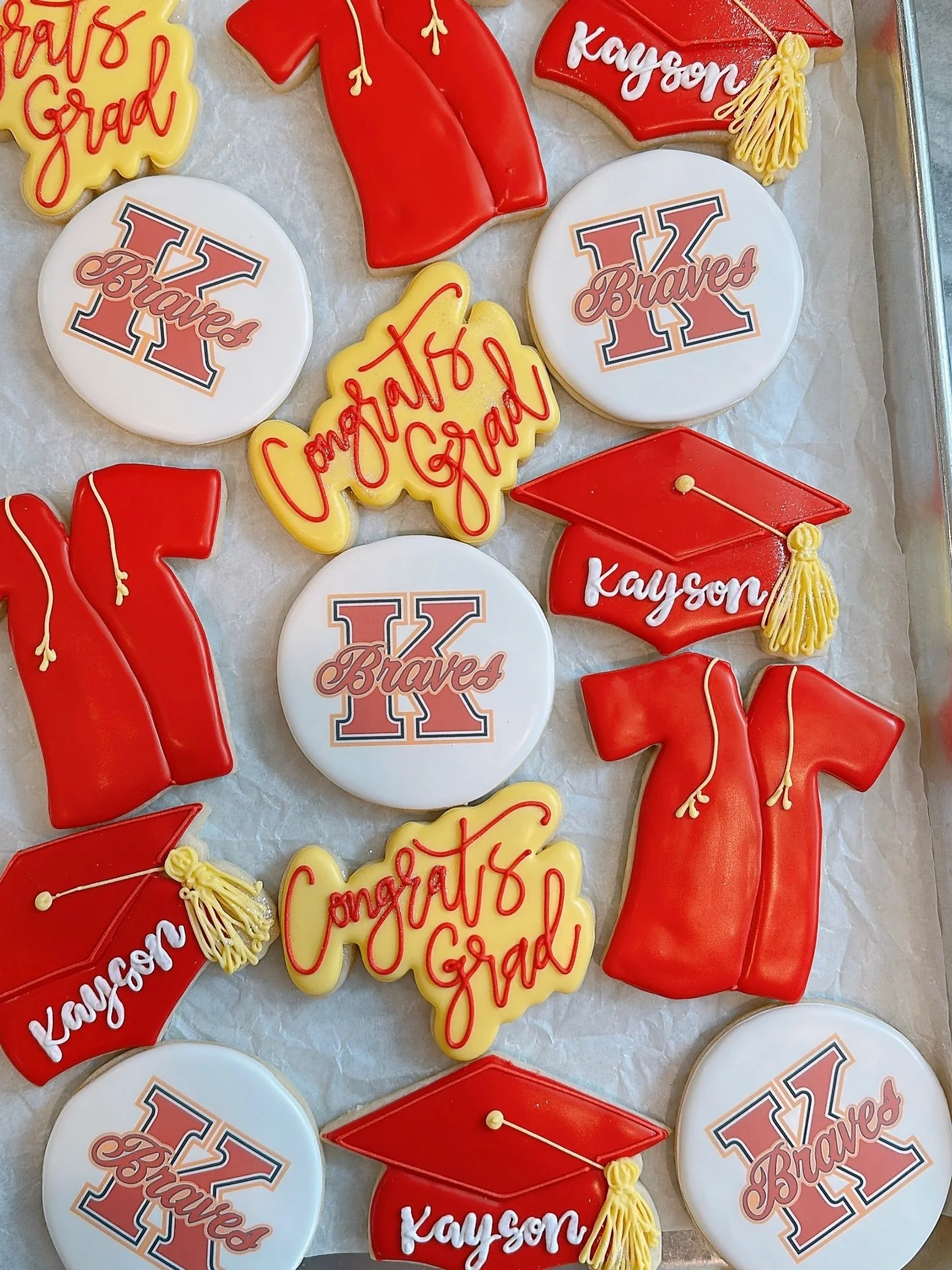 Graduation Pre-Ordering Opens Today at Noon! 🧑&zwj;🎓 📜 
Don&rsquo;t delay! Graduation will be here before you know it. 
You&rsquo;ll have the option to pick your school and order by the dozen with a few different pickup times. 
Shop&mdash;-> Co