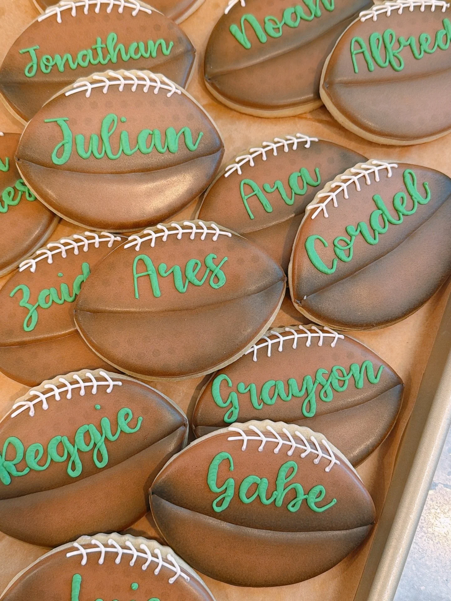 Personalized Footballs for the win! 🥇🏈 

Airbrush and Colors: @americolor 

#footballcookies #football #personalizedcookies #tricitieswa #tricities