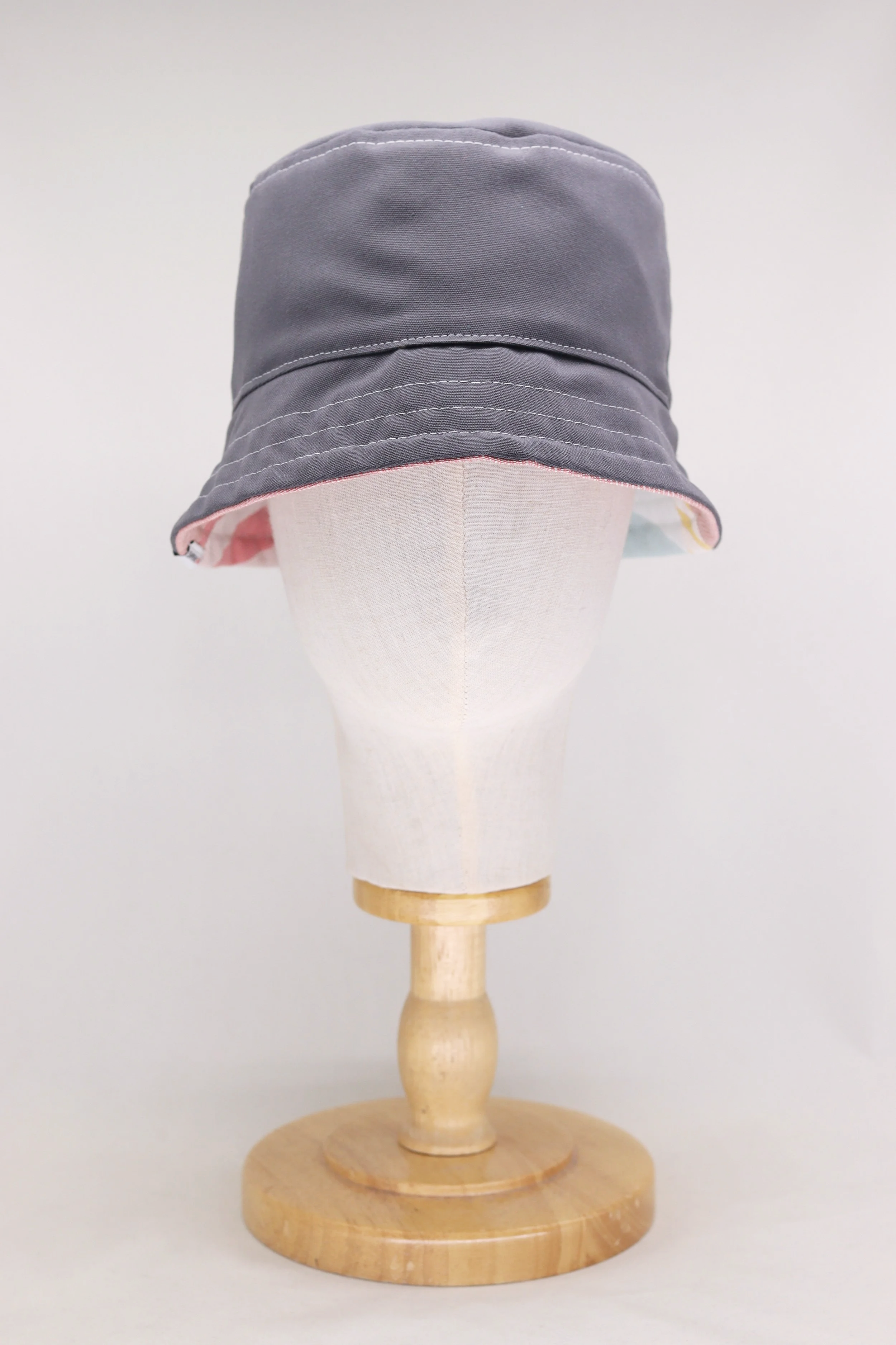 Reversible Short Brim - Size X-Small