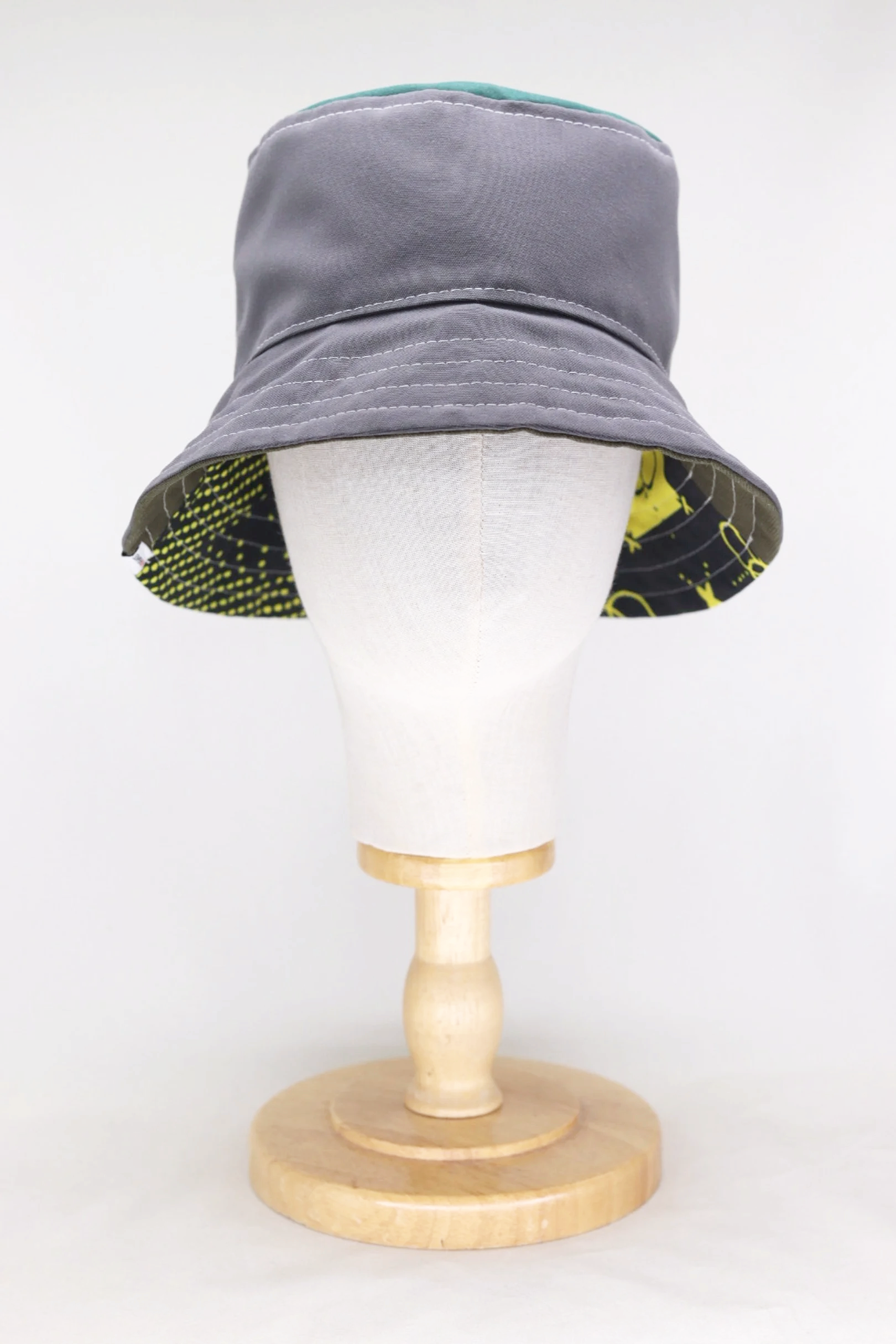 Reversible Bucket - Size Small/Medium