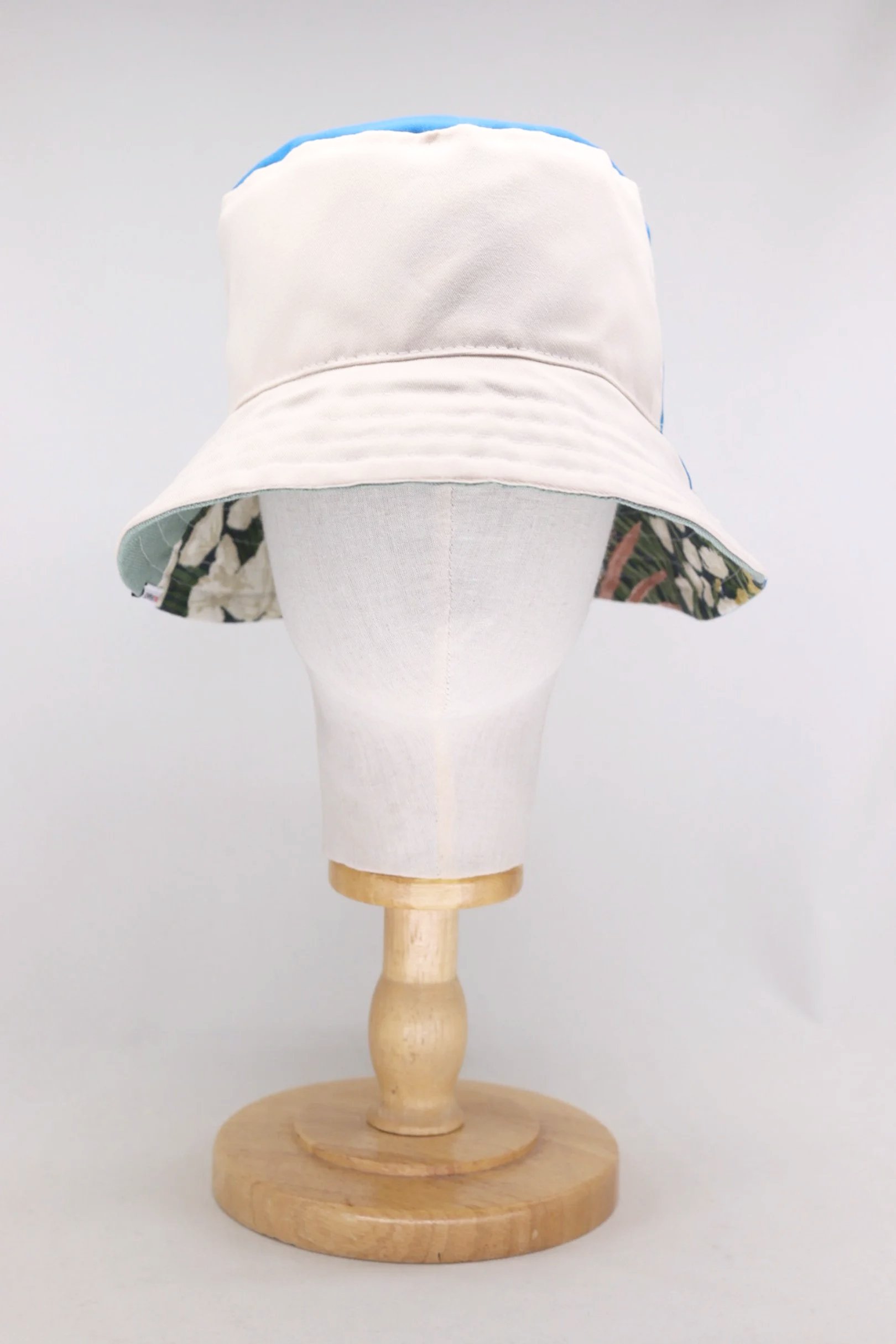 Reversible Bucket - Size Small/Medium