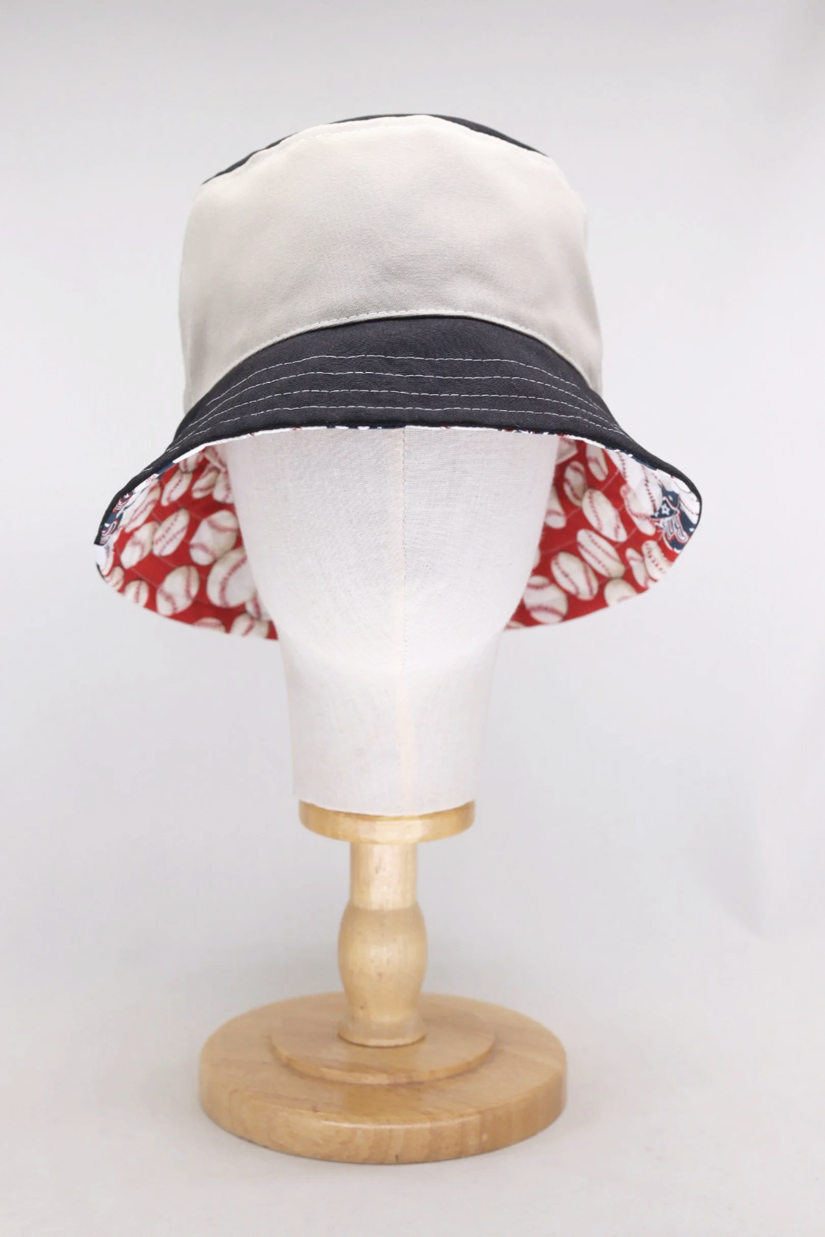 Reversible Bucket - Size Small/Medium