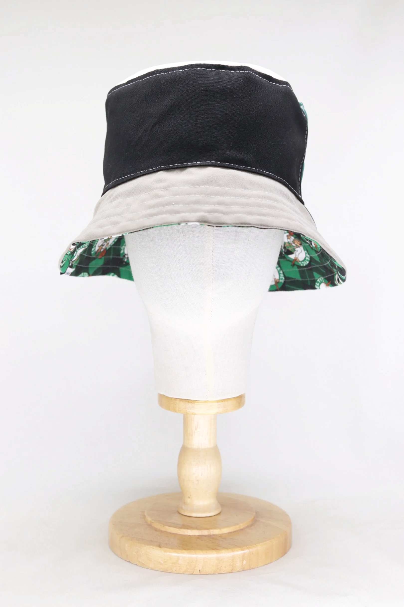 Reversible Bucket - Size Small/Medium