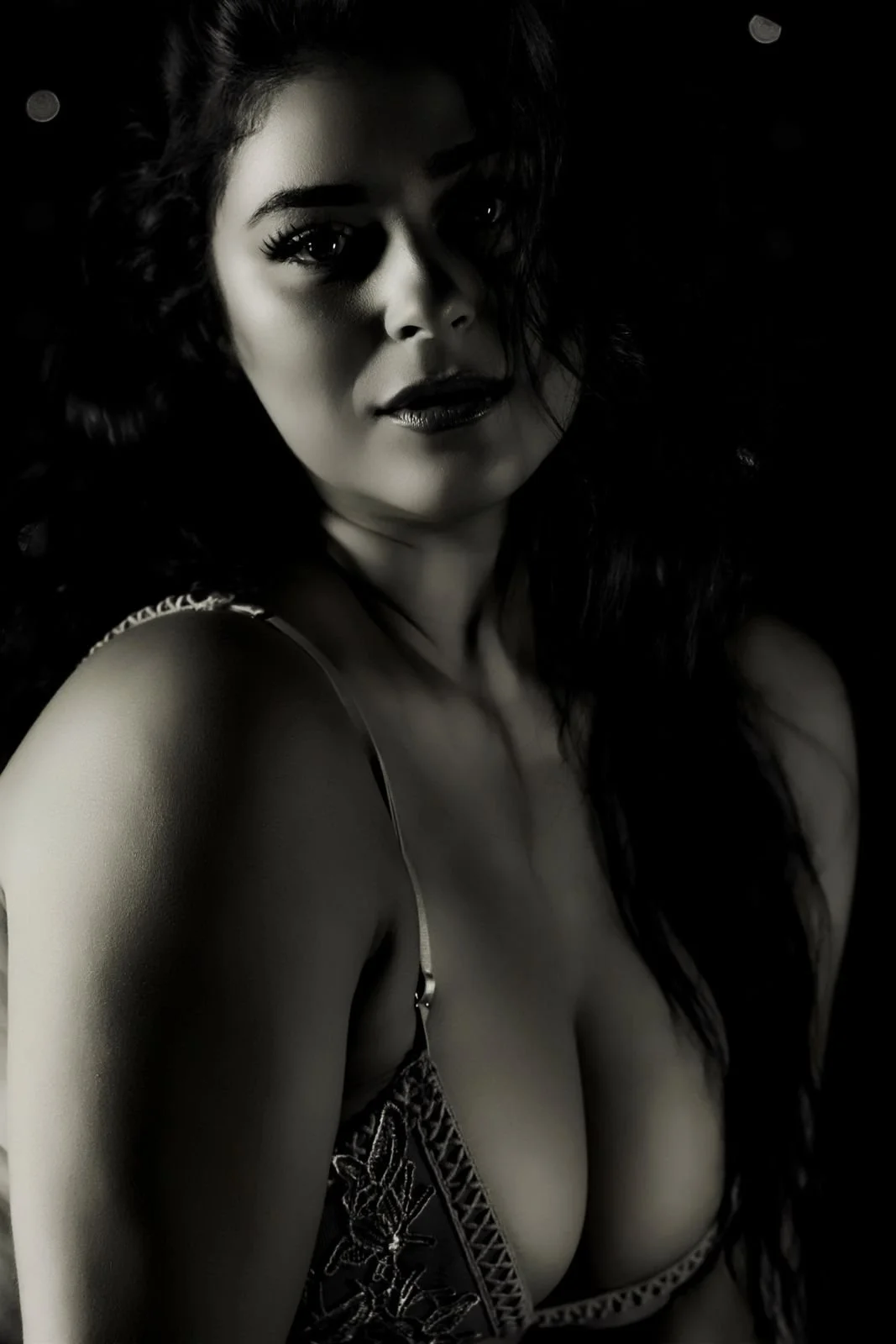 Reanna Emery, hair and makeup artist for T3 Portraits