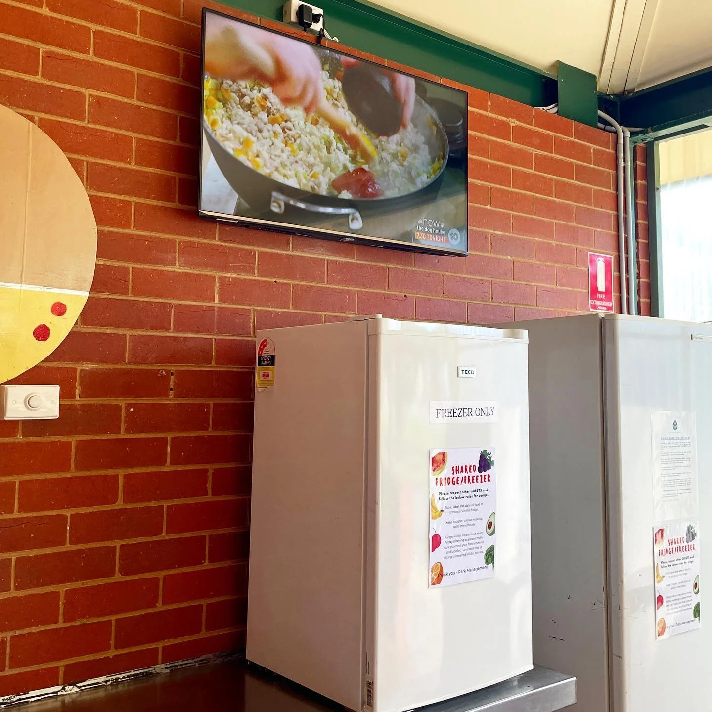 We know that sometimes tv reception on our powered sites can be a little hit and miss. 
We now have some new powered sites that have a TV point directly in the power head.  So be sure to let us know when booking if that’s important for your st