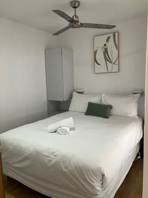 Cabin 18 - Main Bedroom