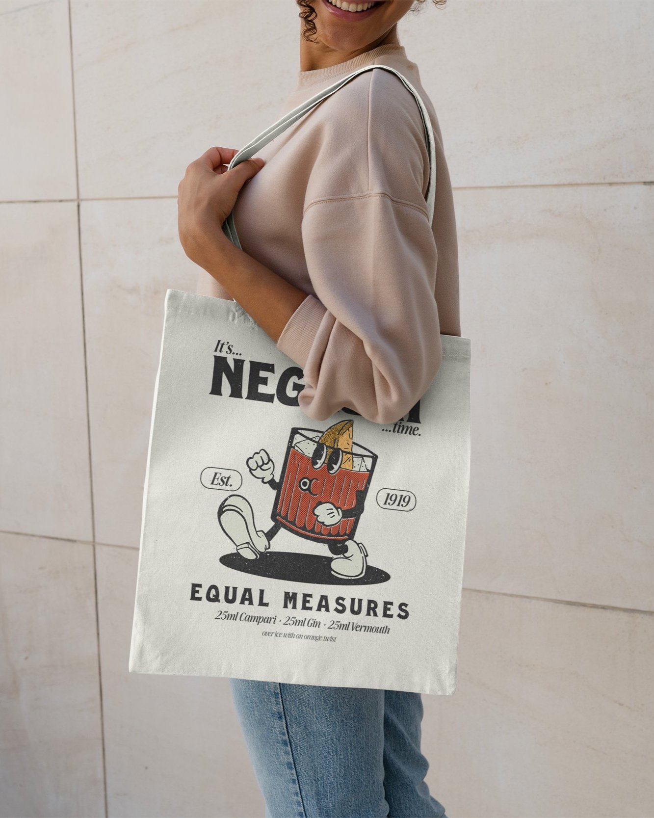 Negroni+on+Shoulder.jpg