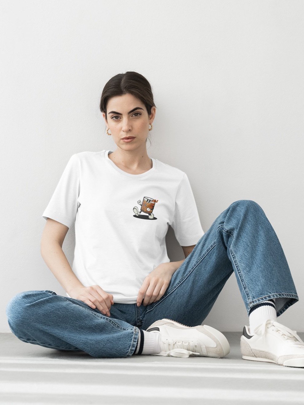 Old+Fashioned+-+woman+-+sitting+concrete+floor.jpg