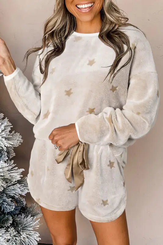 white-plus-size-plush-star-pattern-top-shorts-set-439.webp