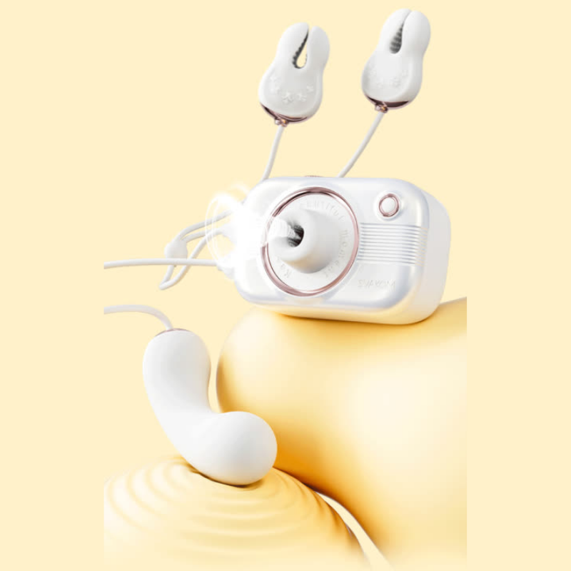 SVAKOM-Camera-Clit-Suction-_-G-Spot-Vibrator-with-Nipple-Clamps-App-Controlled-3.png