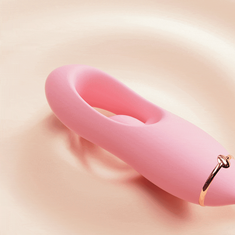 GALAKU-Slapping-G-Spot-Egg-Vibrator-App-Controlled-13.gif
