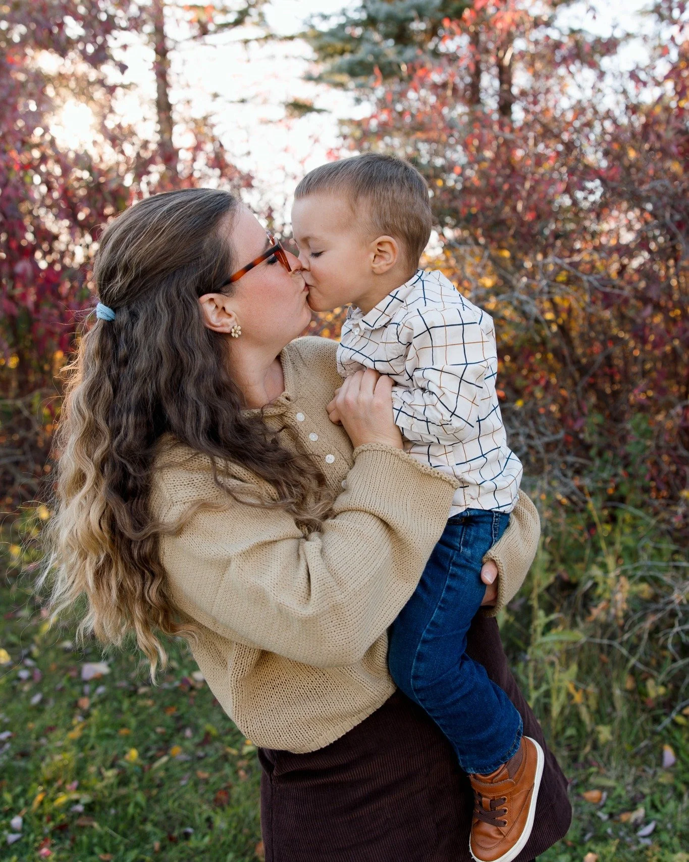 Savageau Fam:
mama + son bonds are way too special !!
