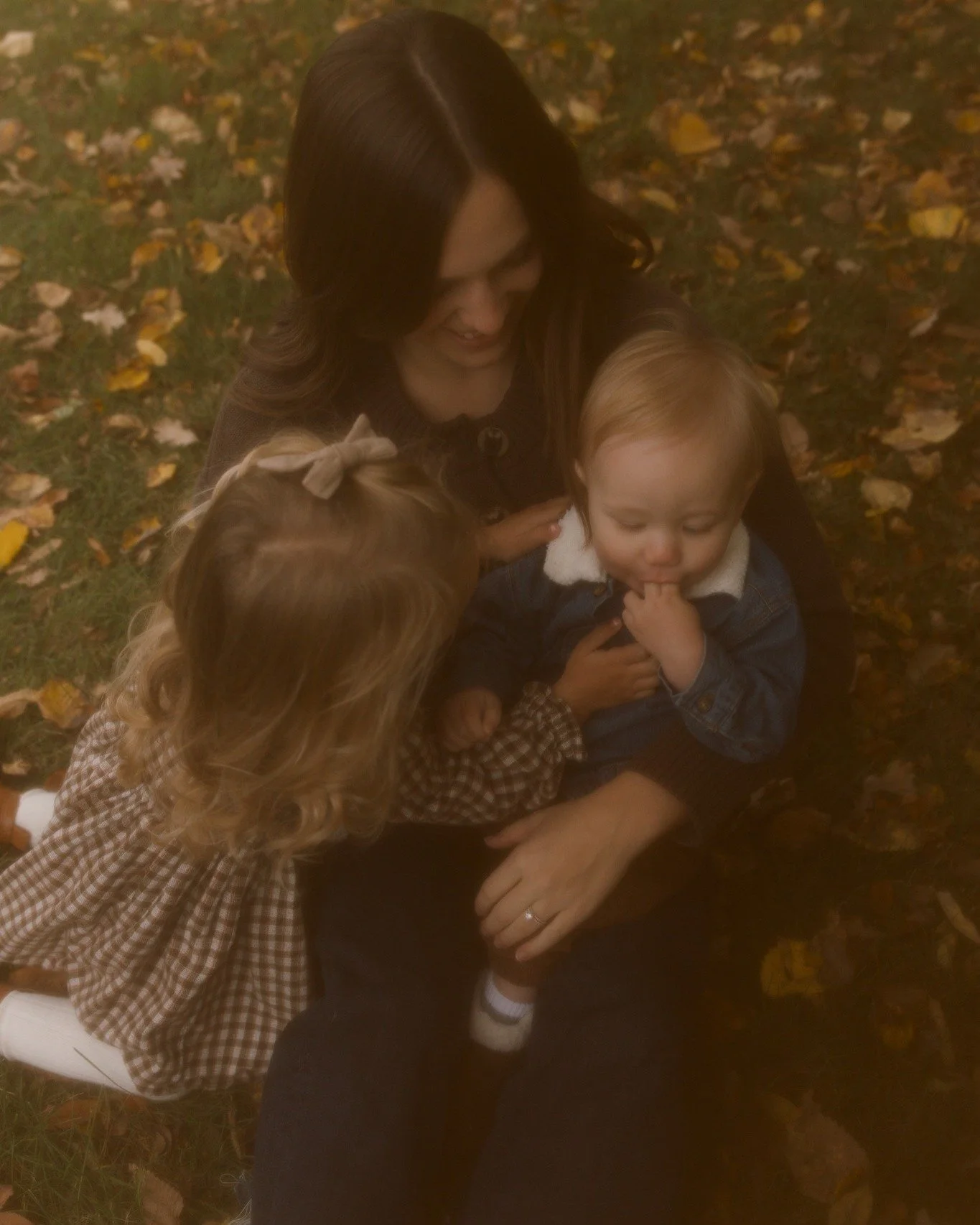 Husnick Fam:
The ultimate fall tones in one photo 🍂