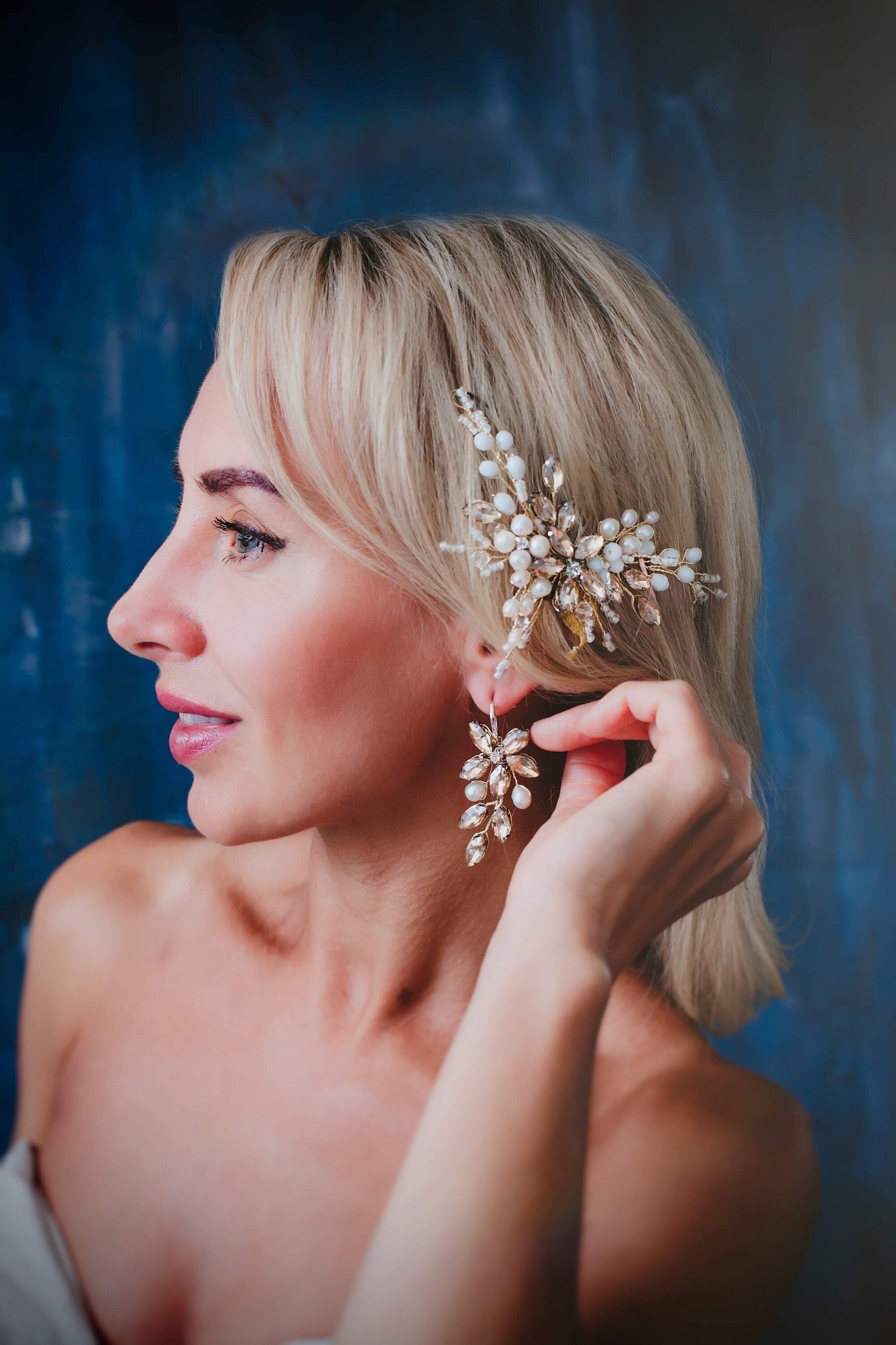 Gold crystal bridal earrings, gold vine wedding earrings, crystal vine earrings earrings, toronto bridal jewels, julia key bridal