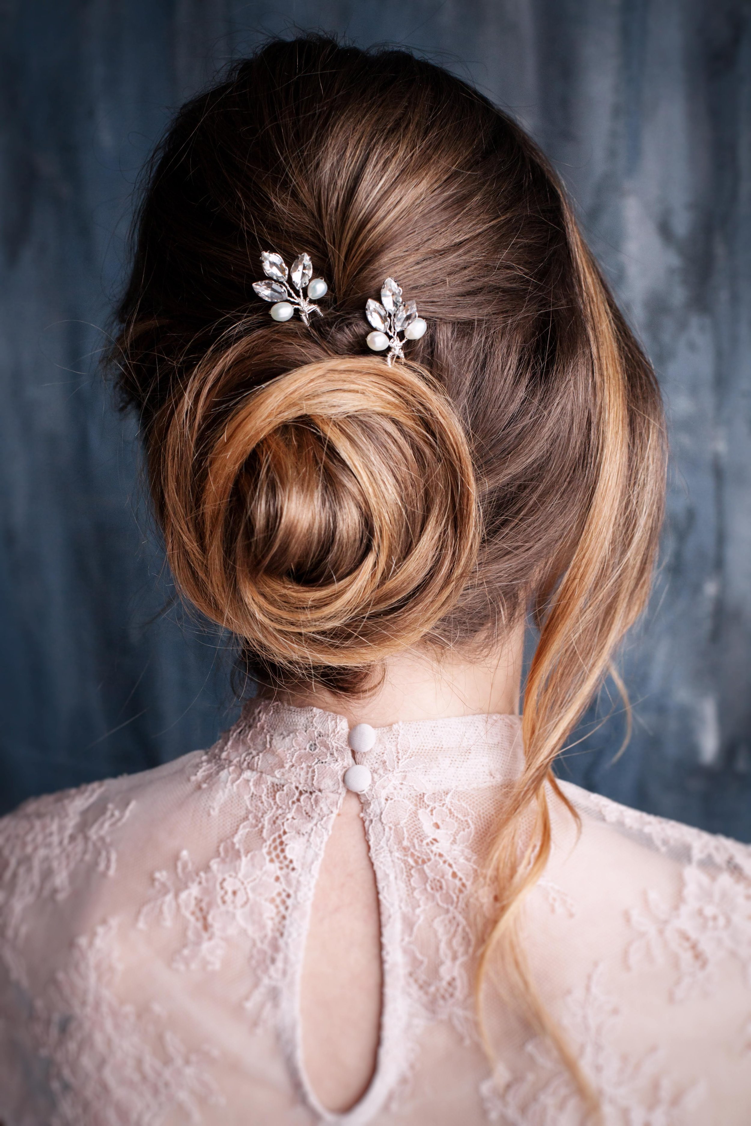 Silver plated hair pin for wedding.jpg