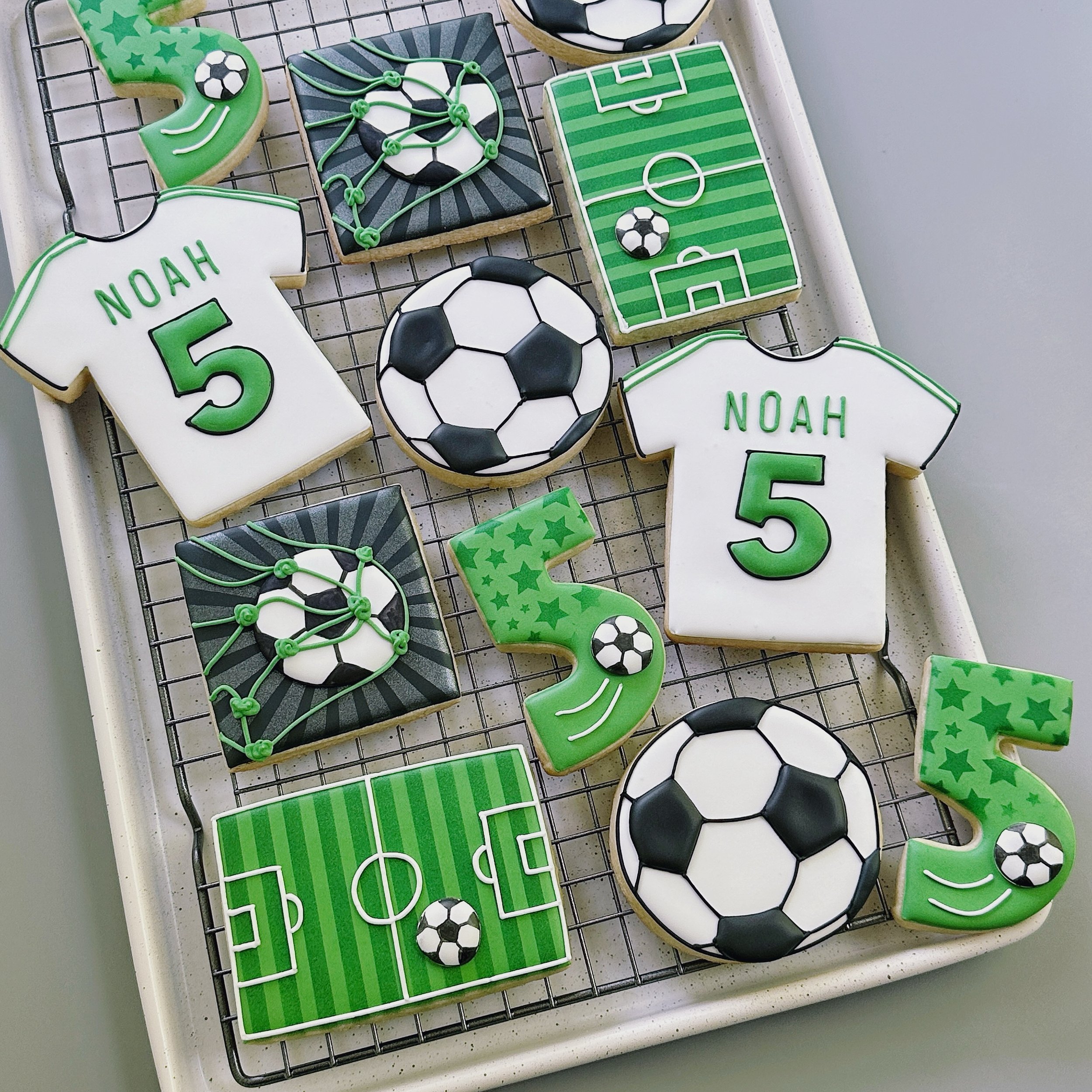 Keeping the sports theme going&hellip; ⚽️

#soccercookies #birthdaycookies #sportscookies #atlantacookies #customcookiesatlanta #atlantacookier #atlantacustomcookies #atlcookies  #cookiesatl #customcookies #decoratedcookies #customsugarcookies #royal