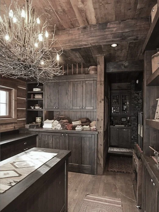 cab_amanjarvi_middle (1) - Edited - Edited.jpg