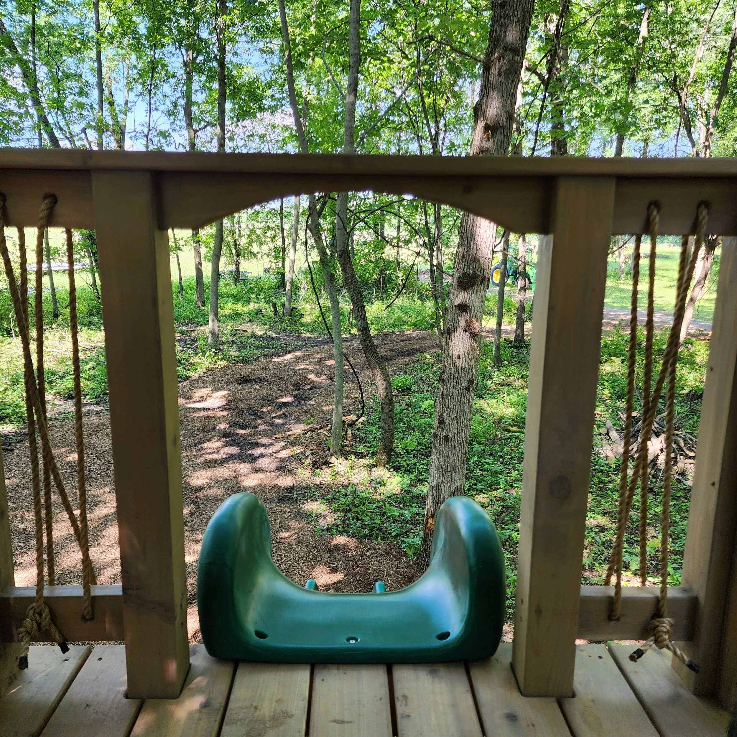 sunshine-pines-crafted-play-structure-at-fortz