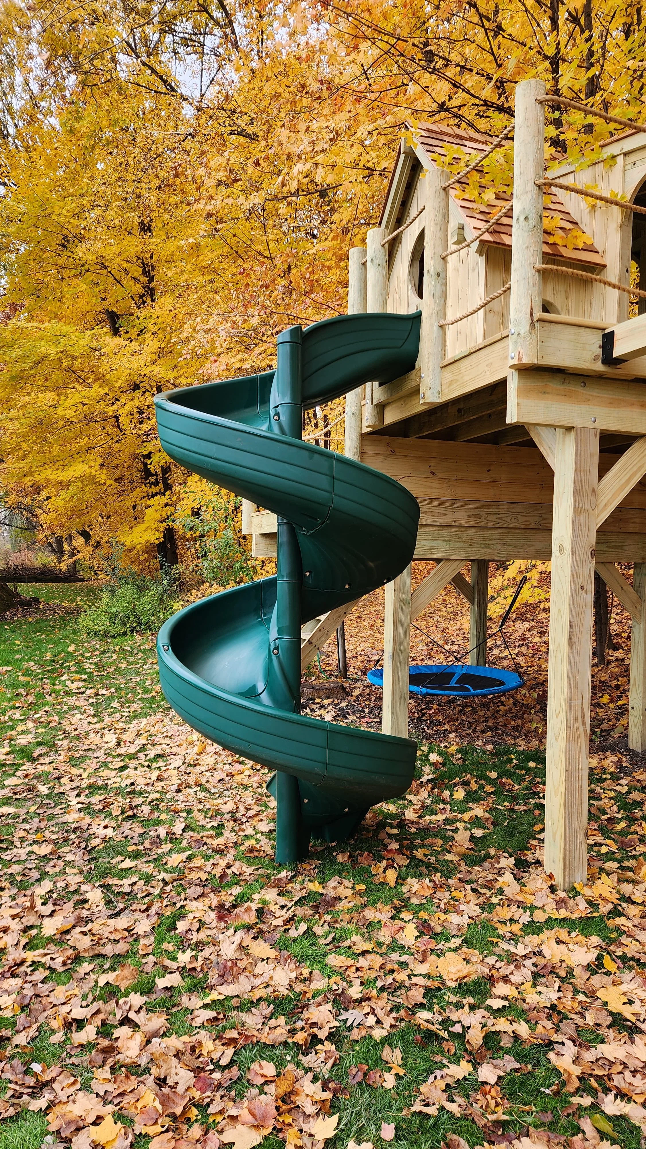 kids-gree-spiral-slide-open.jpg