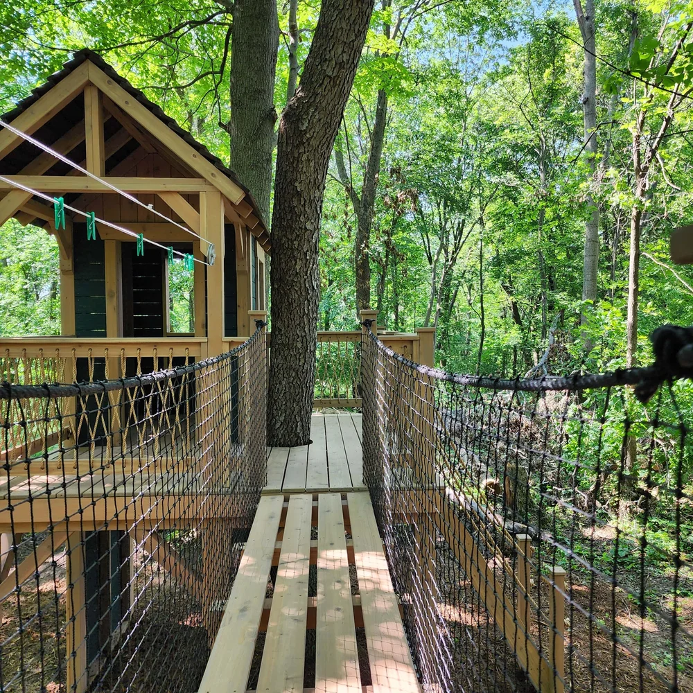 sunshine-pines-crafted-play-structure-at-fortz