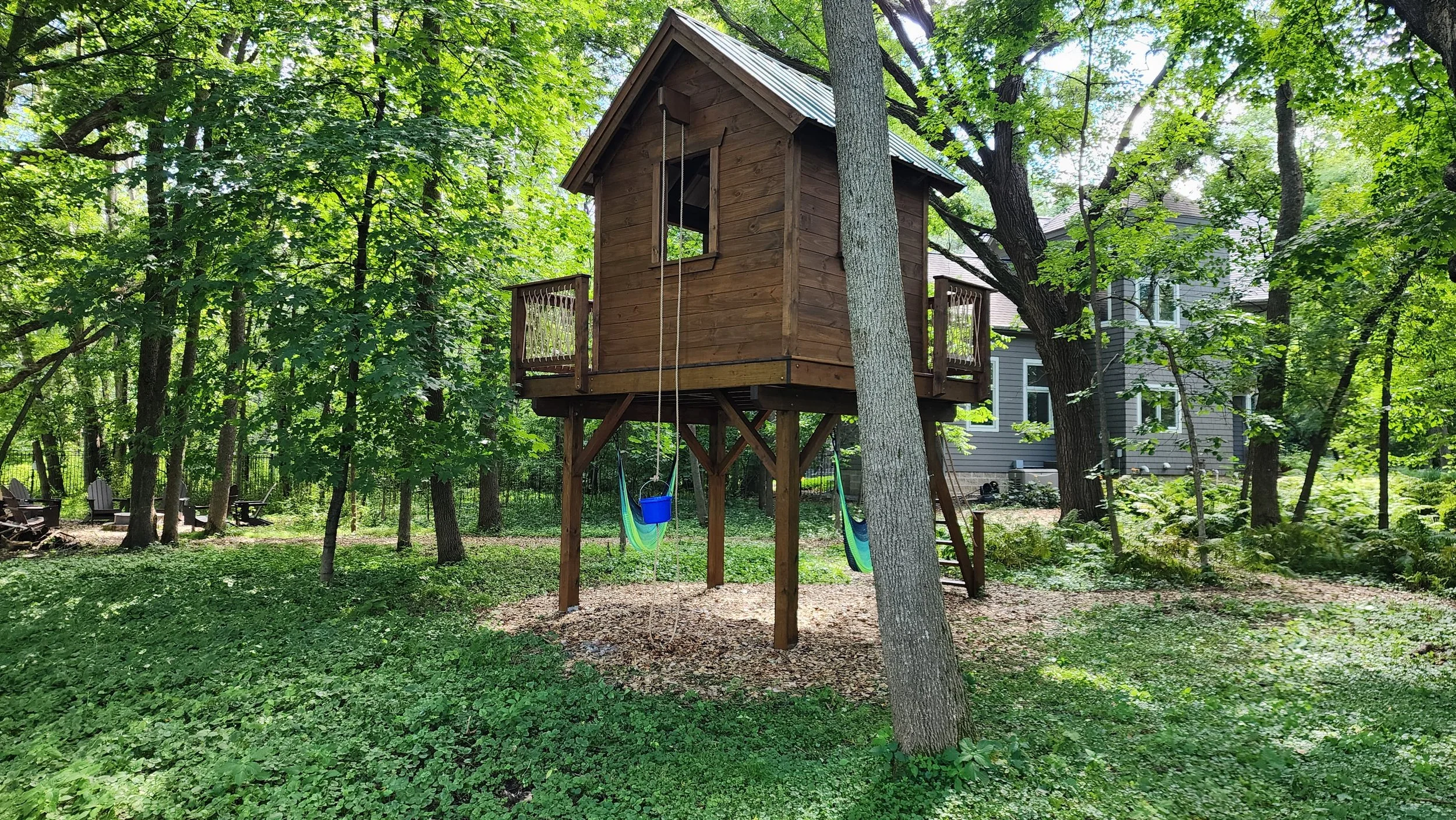 treehouse-bucket-elevator-hammocks.jpg