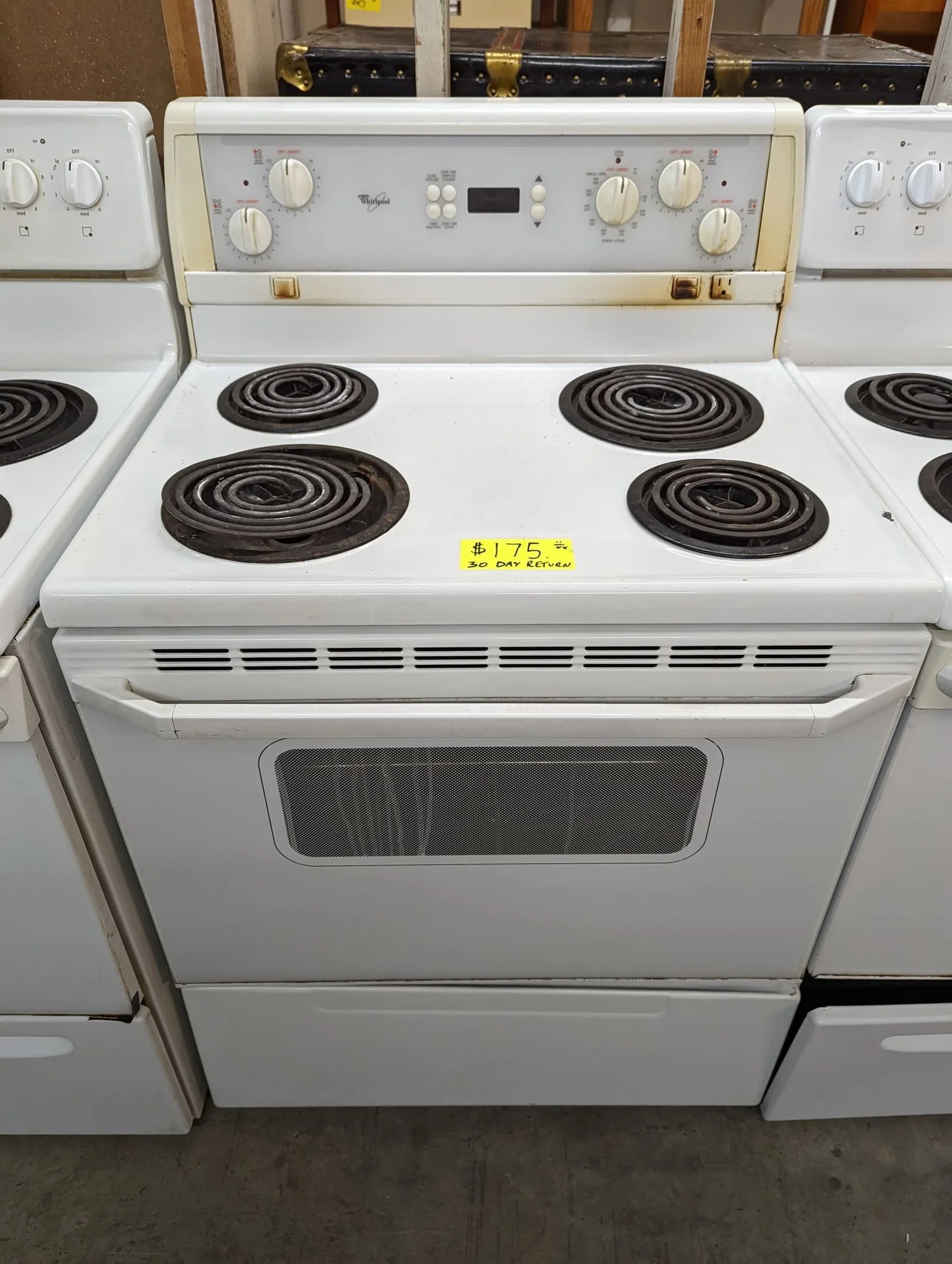 Whirlpool Electric Stove - S1011 — Chilliwack New u0026 Used