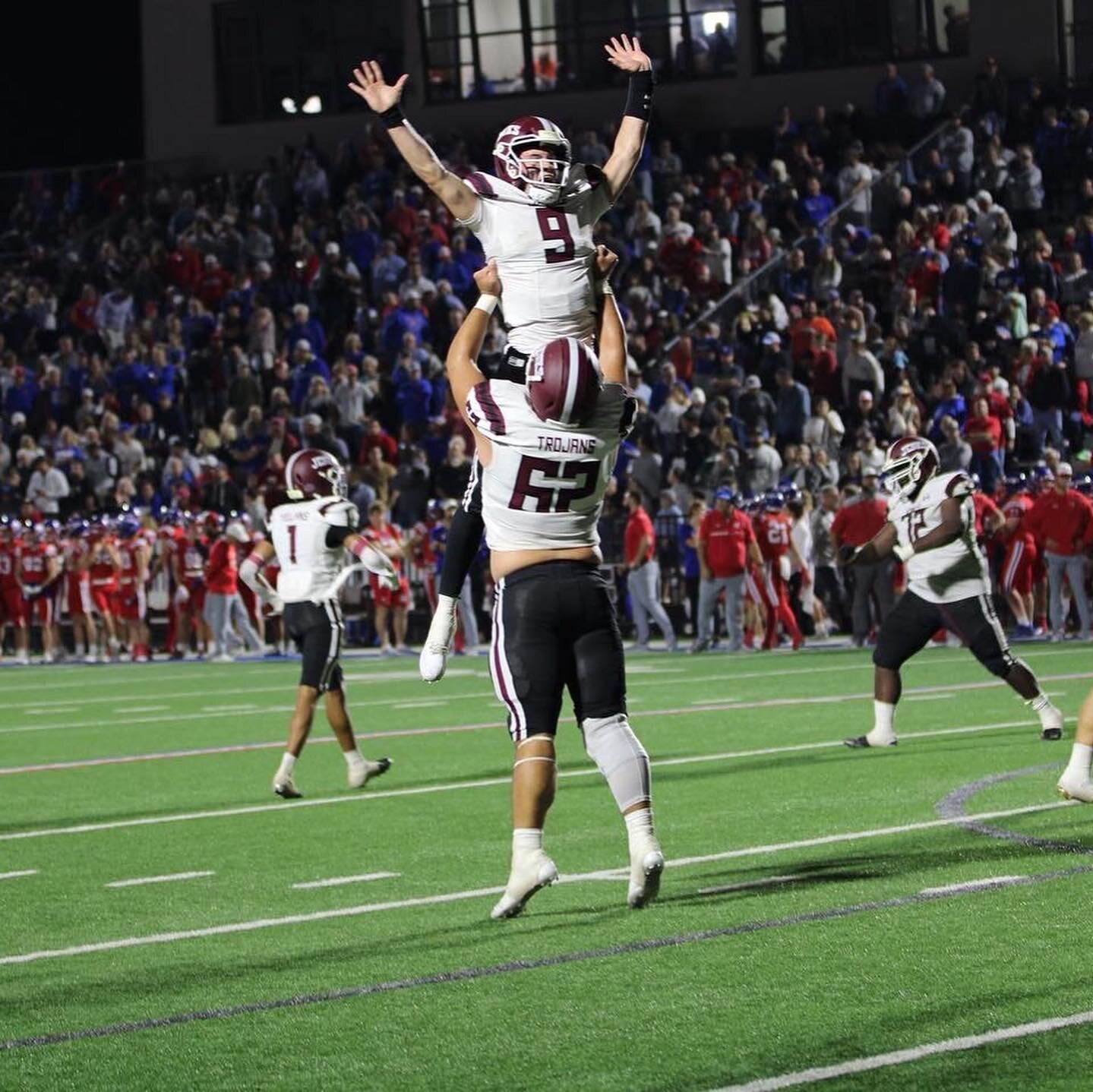 What an AMAZING win last night Trojans!! 🏈🥇Jenks Football did the unthinkable and brought down Bixby&rsquo;s winning streak with a score of 38-35!! The student section was WILD with cowboys rooting for the team, all broadcasted on ESPN!🤠🐎 Have a 