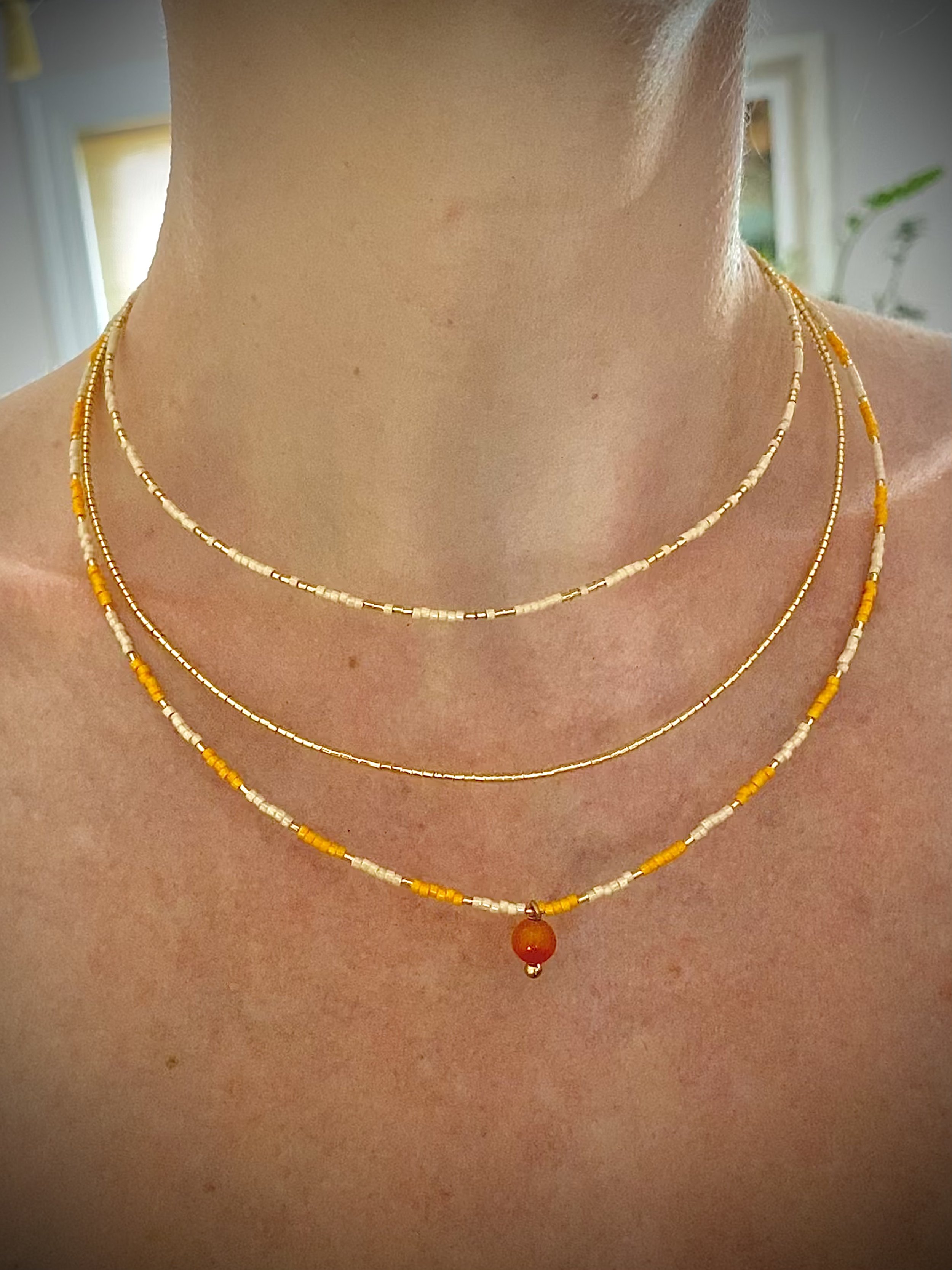 Small pearls layer necklace