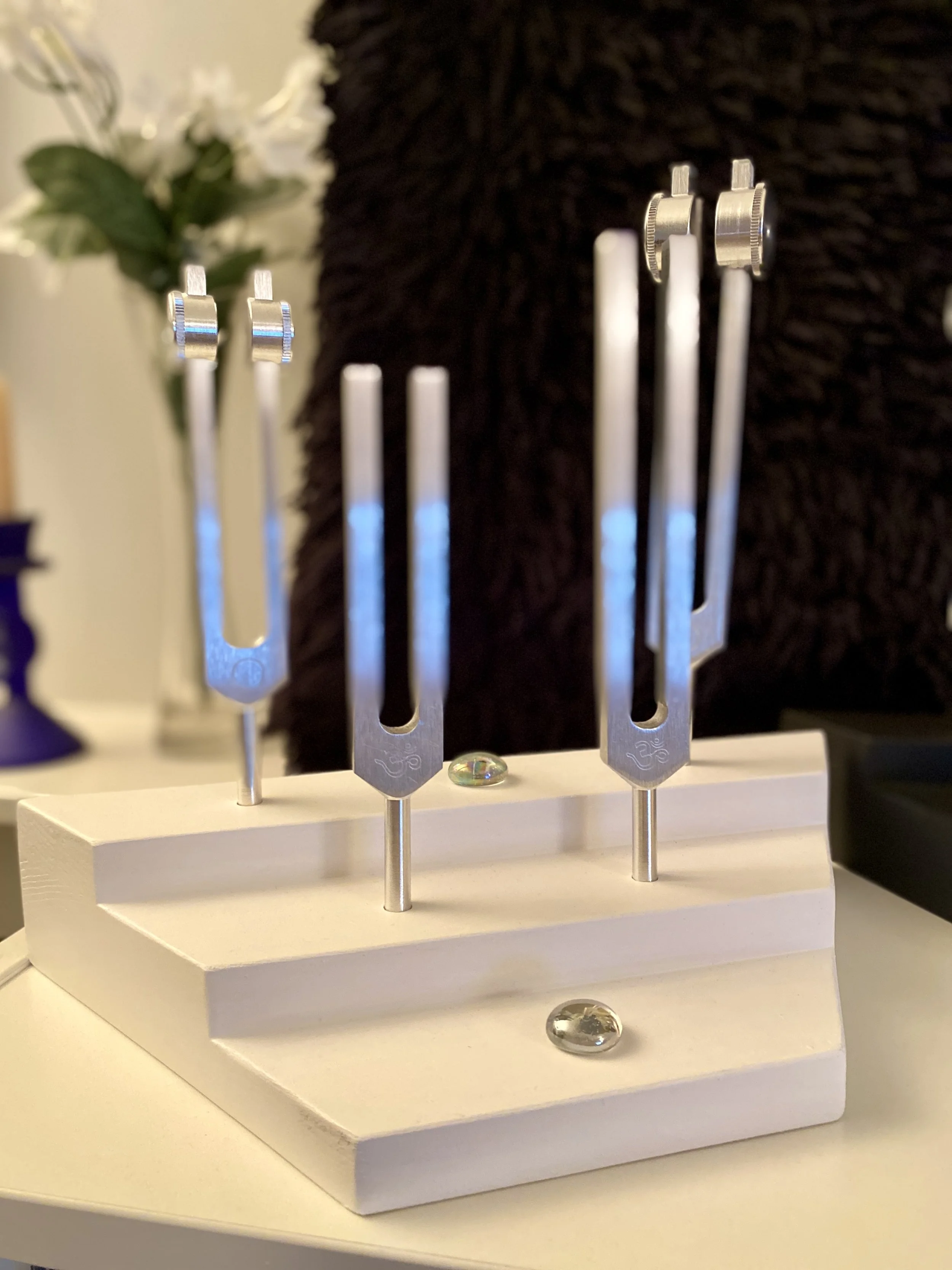 Tuning forks, for sale and workshops — Sound therapy and vibroacoustic