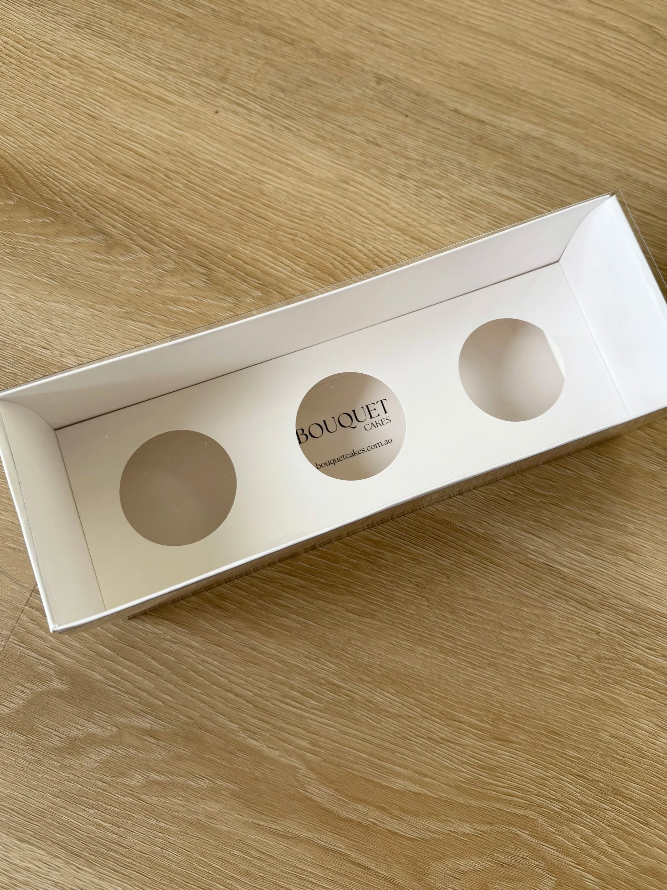 3 Hole Cupcake Box - wider spaces - full clear lid - 10 Pack