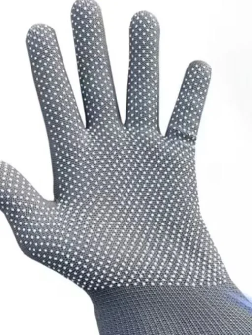 Gloves.png