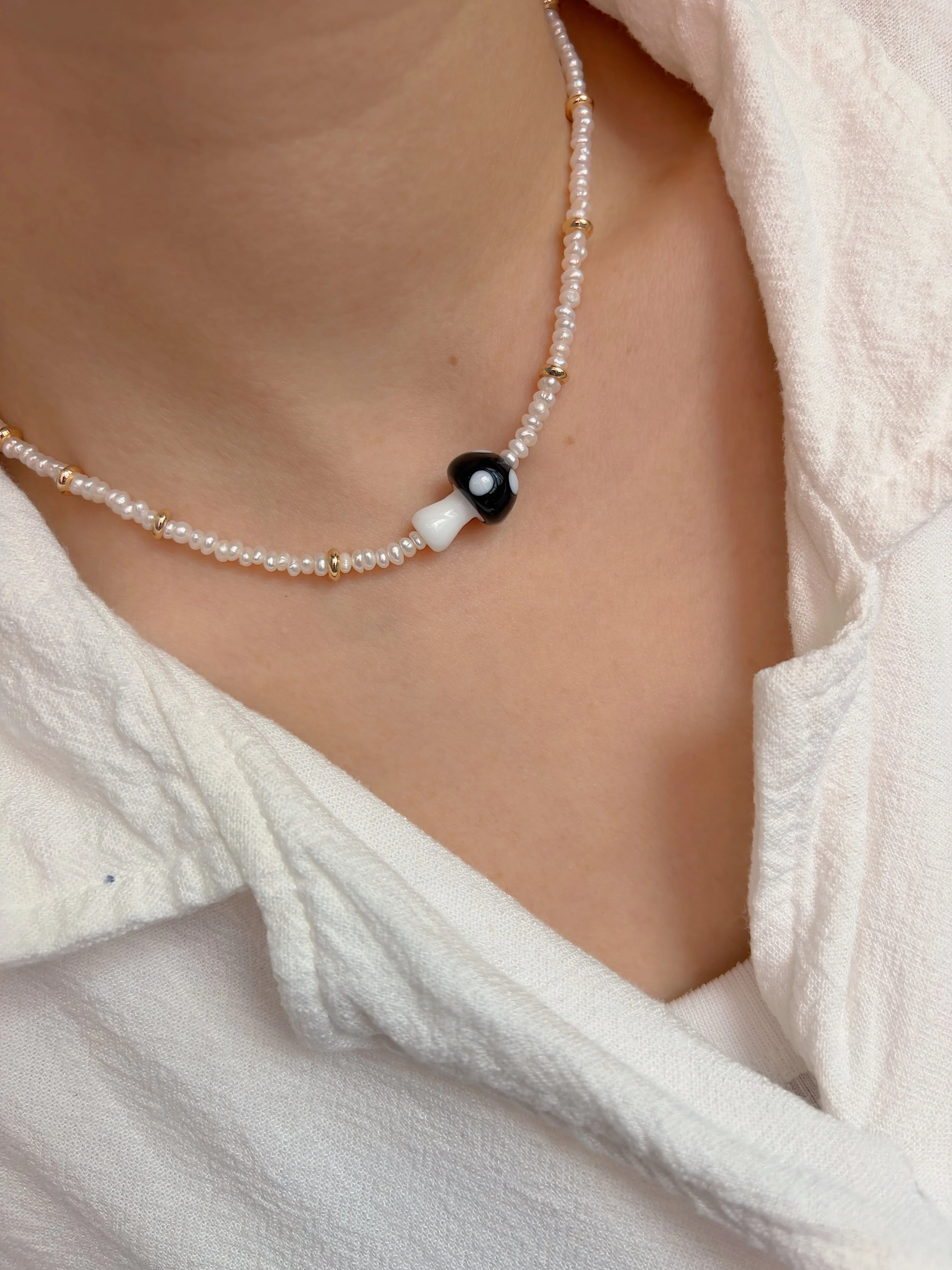 POLKA SHROOM & BAROQUE PEARLS NECKLACE