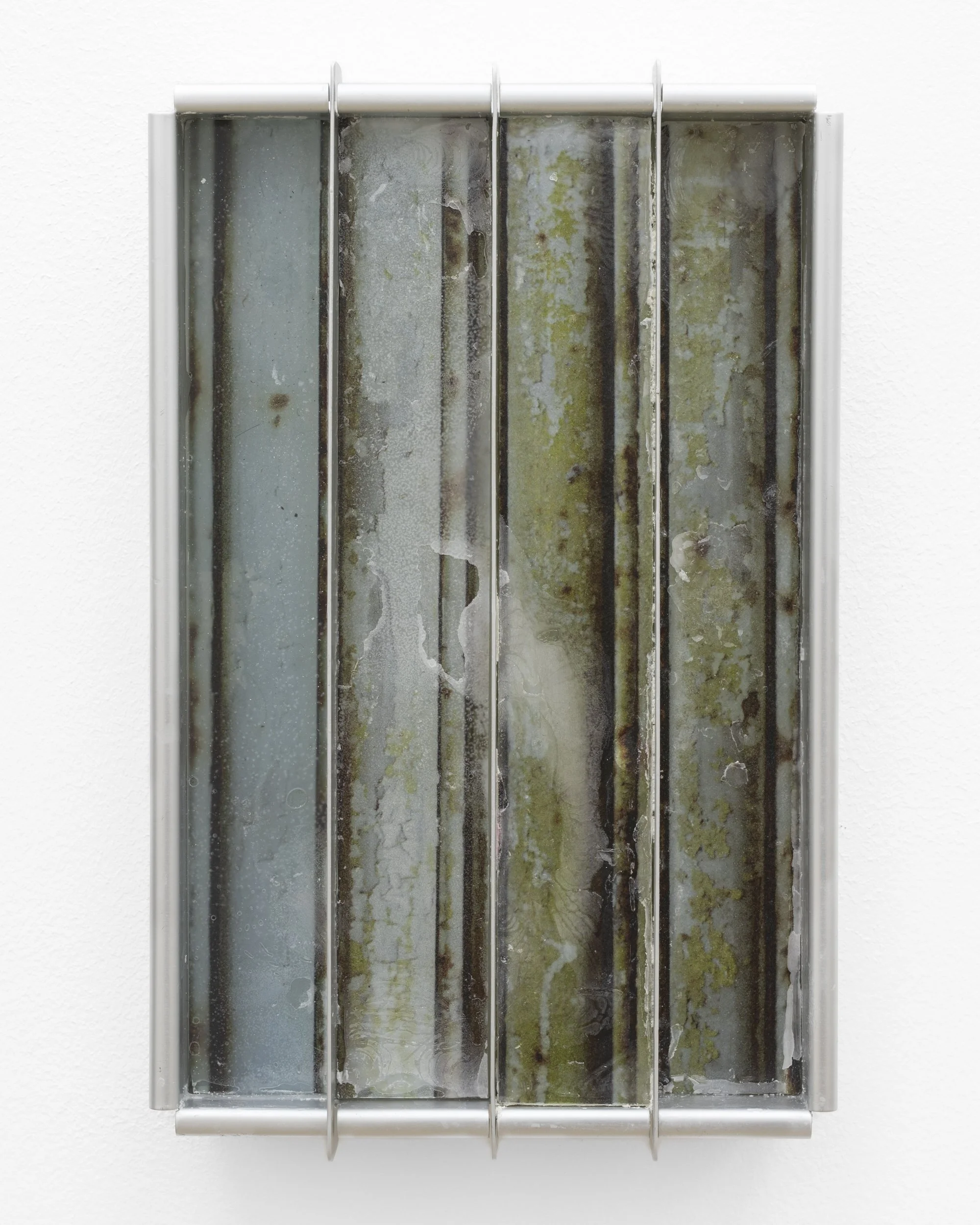 Rust-Tinged, Fading, Restrained