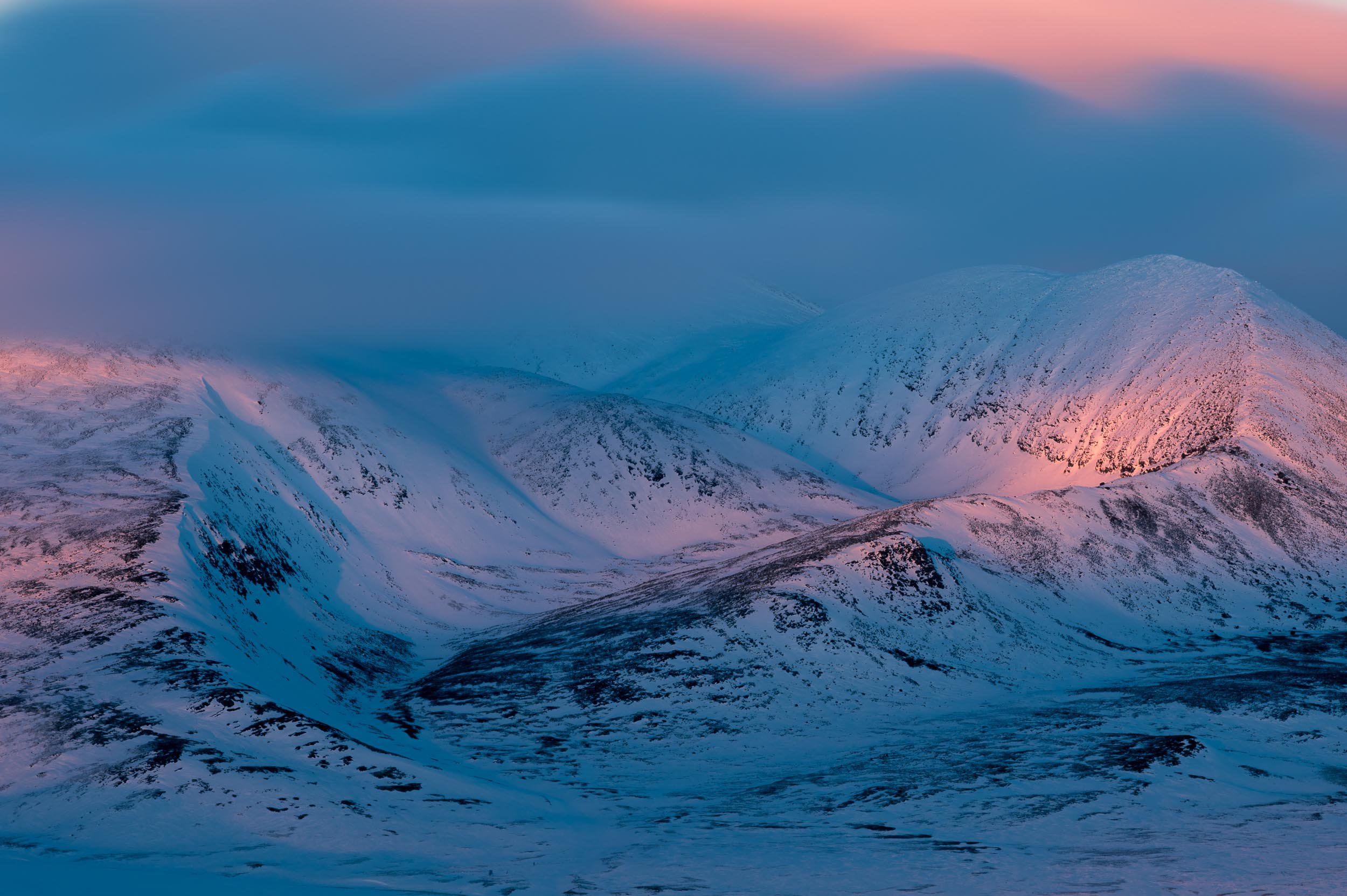 Winter nights in Rondane