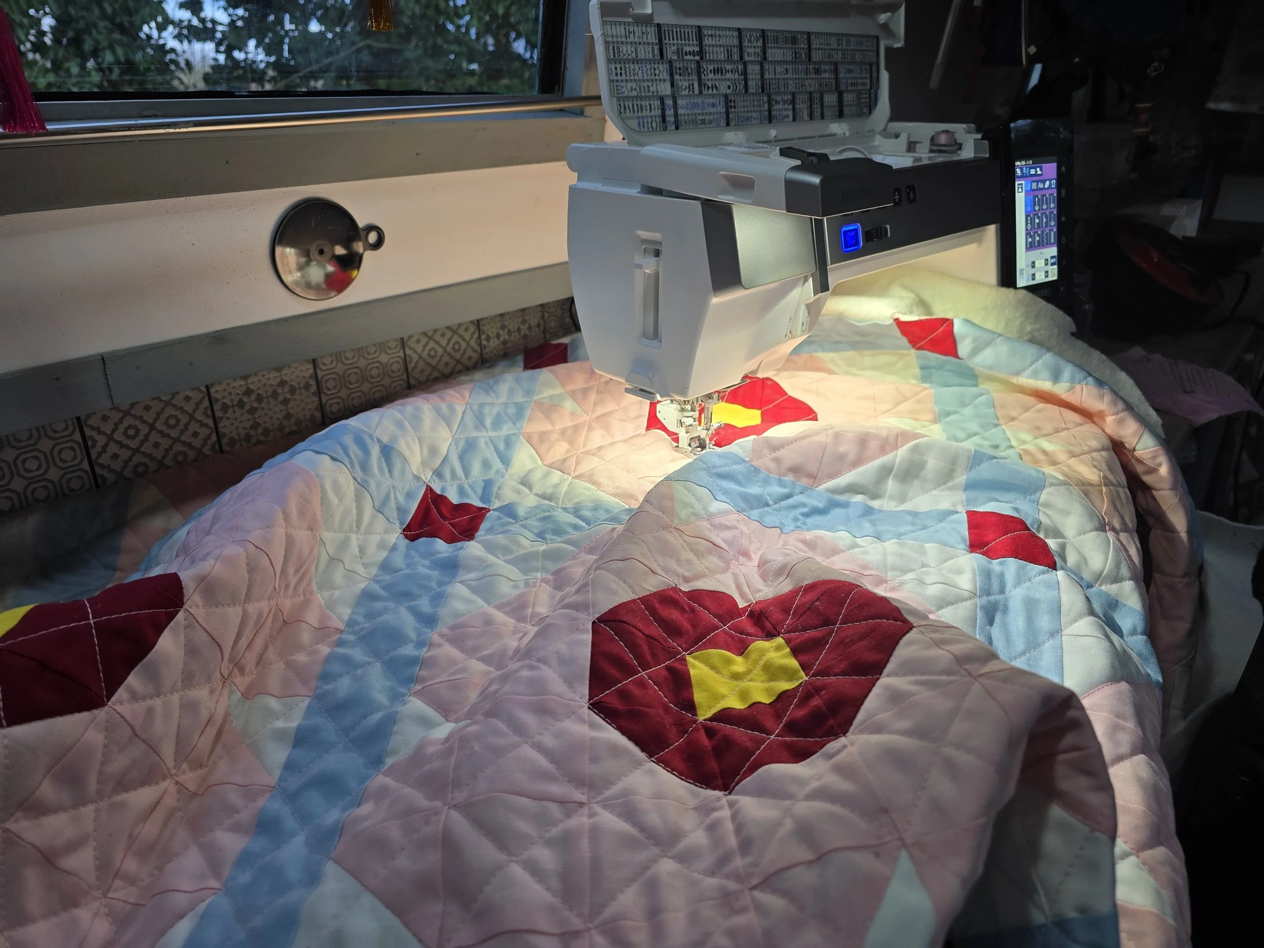 Flower Grid Quilt Quilted.jpg