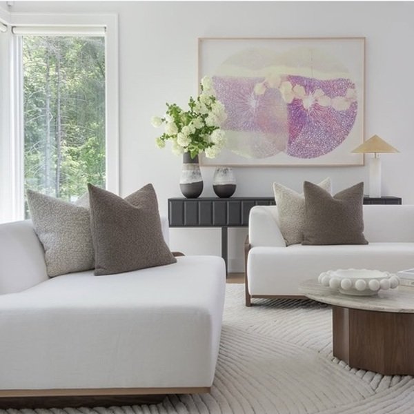 06_white_sofas(1).jpg