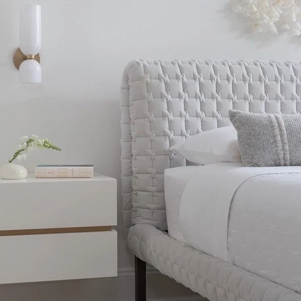 02_upholstered_bed(1).jpg