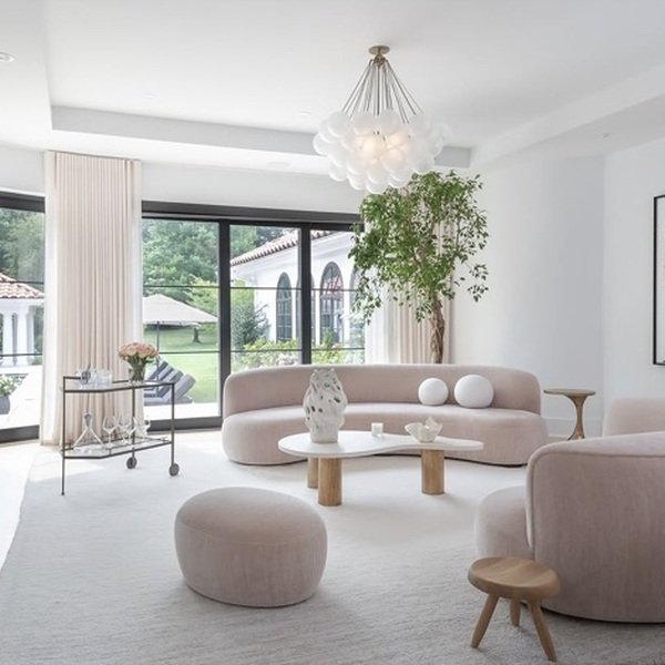 07_pink_lounge(1).jpg