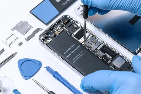 Top 5 Most Common Phone and Computer Issues in Springfield (And How to Repair Them)