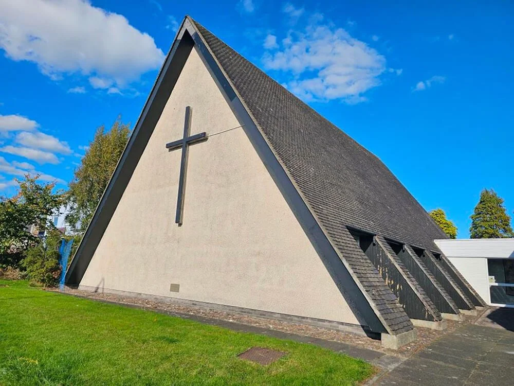 Exterior view of Rosyth Methodist Church