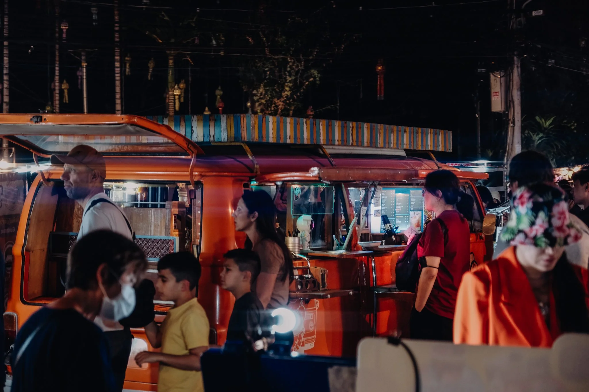 noel-flatters-photography-travel-bangkok-chinatown-2023-01-06-50.jpg