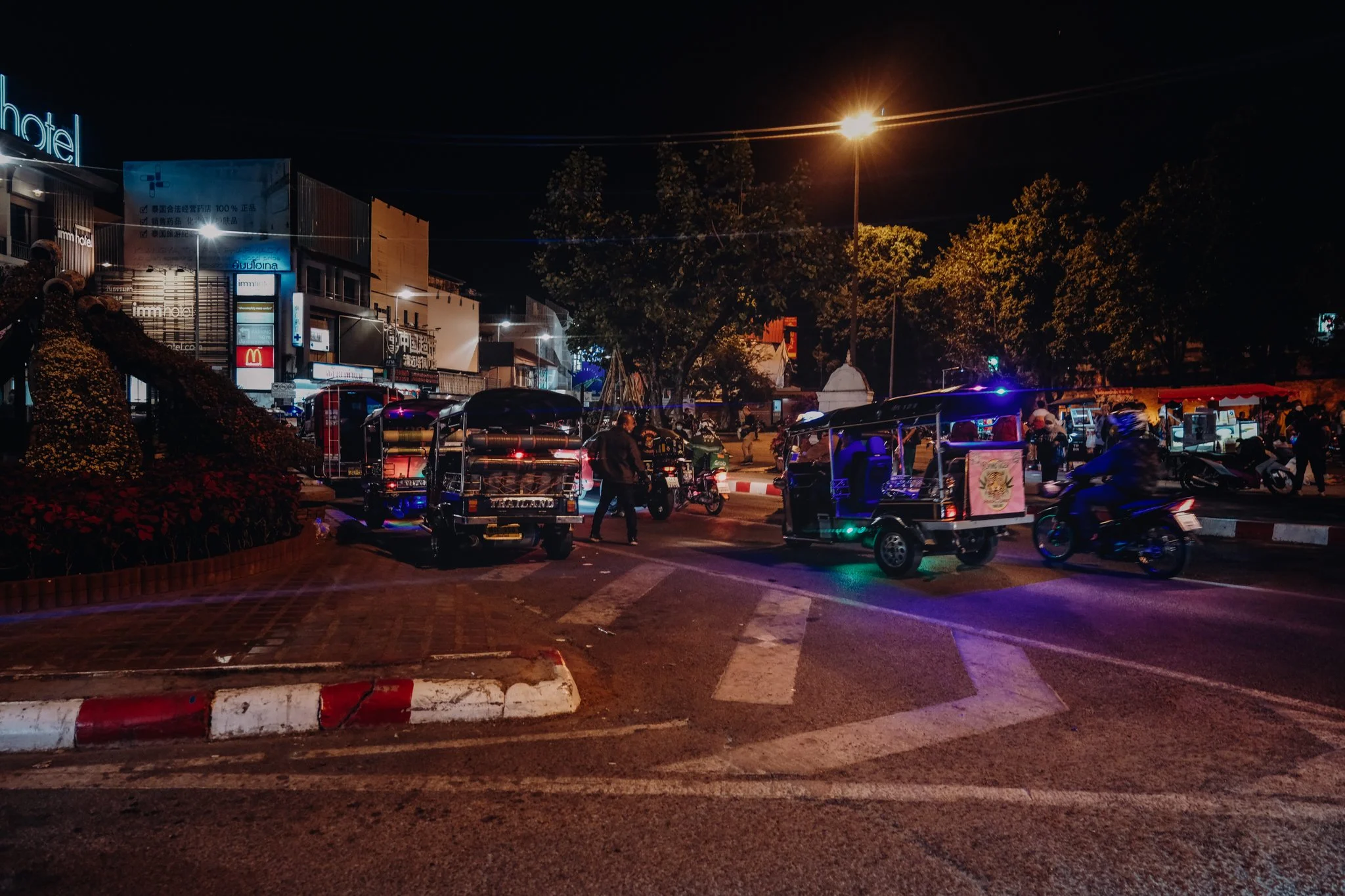 noel-flatters-photography-travel-bangkok-chinatown-2023-01-06-71.jpg